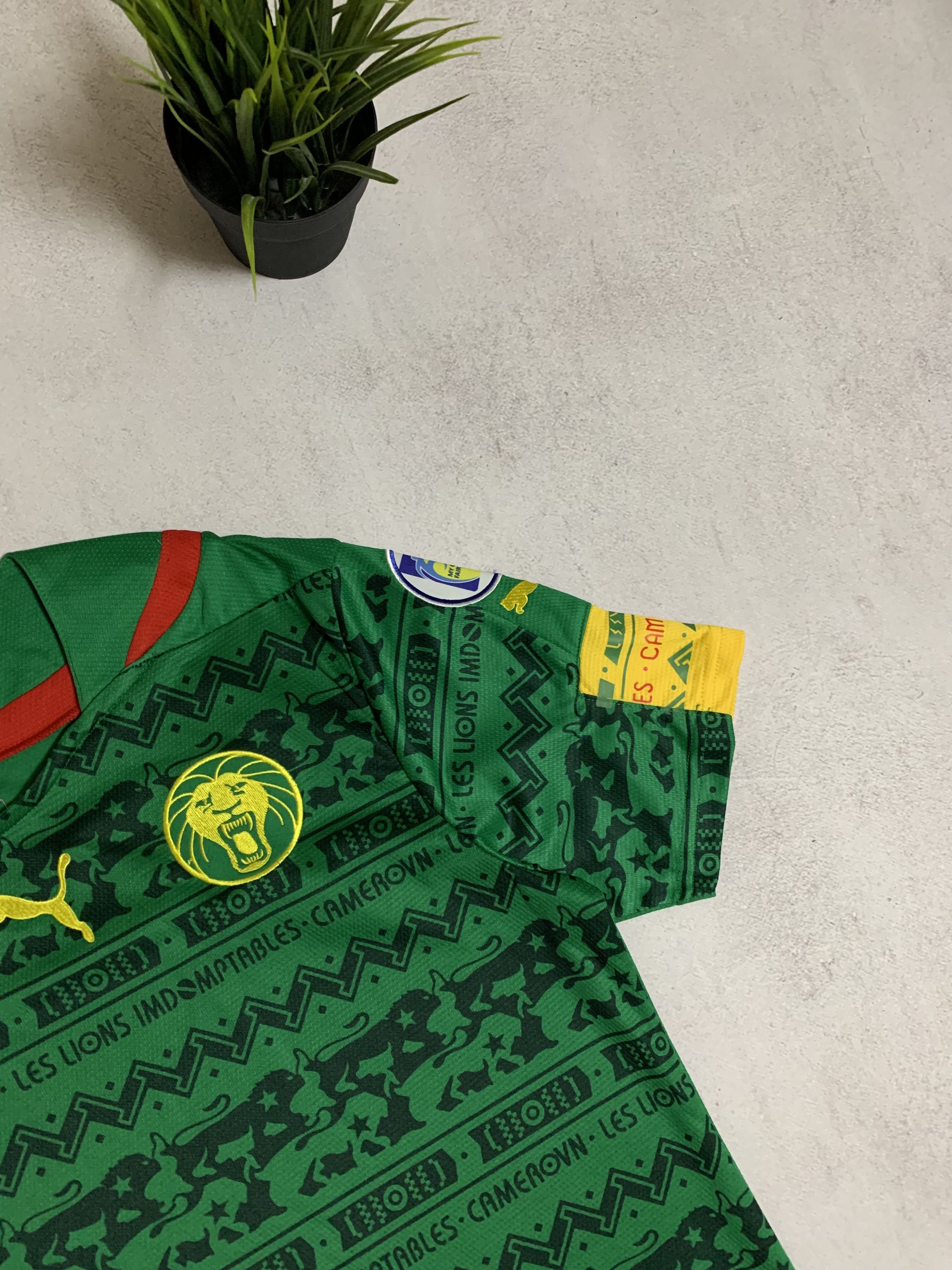 Puma × Vintage Cameroun Jersey 2014 Fifa World Cup Puma T Shirt Rare Size US S / EU 44-46 / 1 - 4 Thumbnail