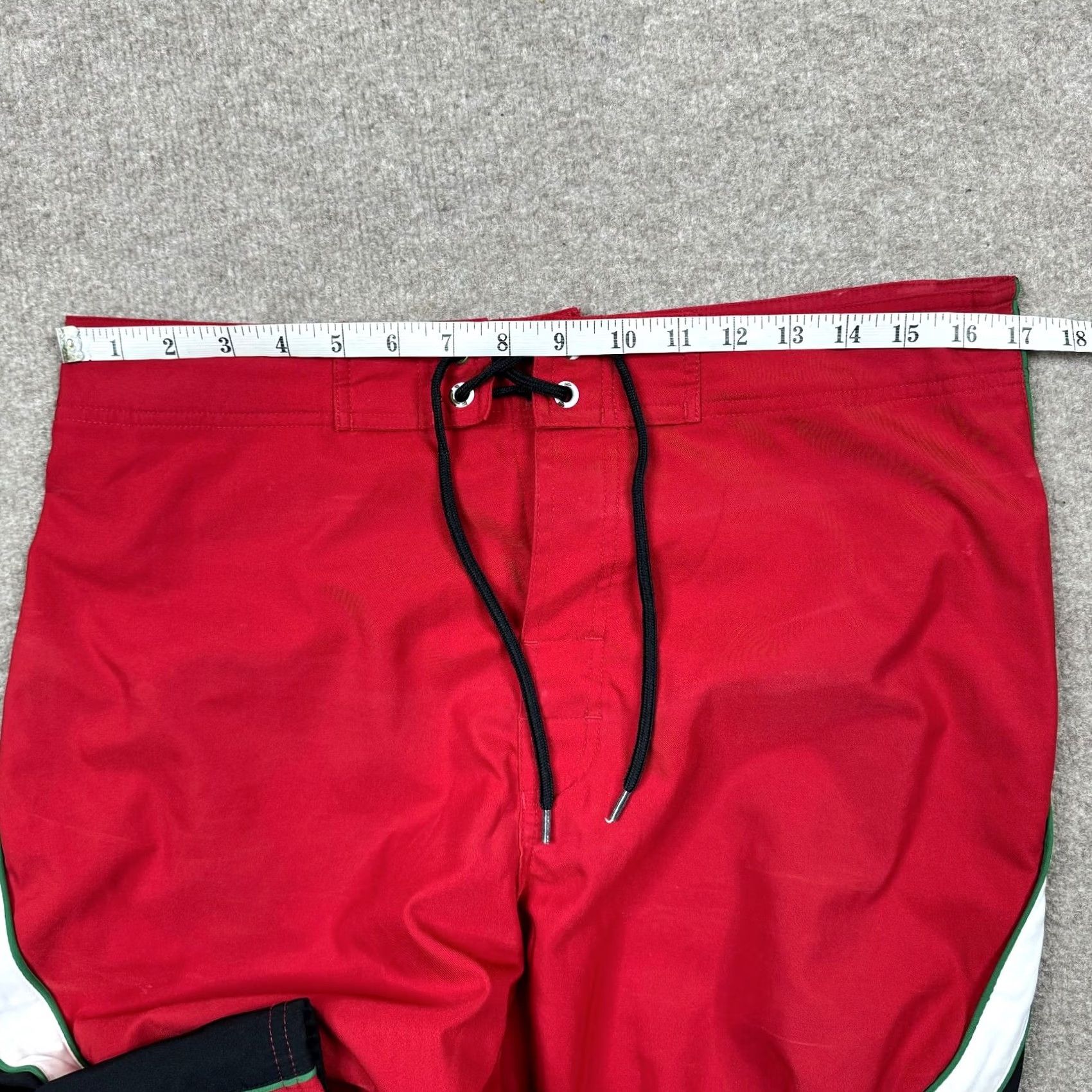 Roundtree & Yorke First Wave Board Shorts Men 34 Red Lightweight Performance Adult Swim Trunk Beach Surfing Size US 34 / EU 50 - 4 Thumbnail