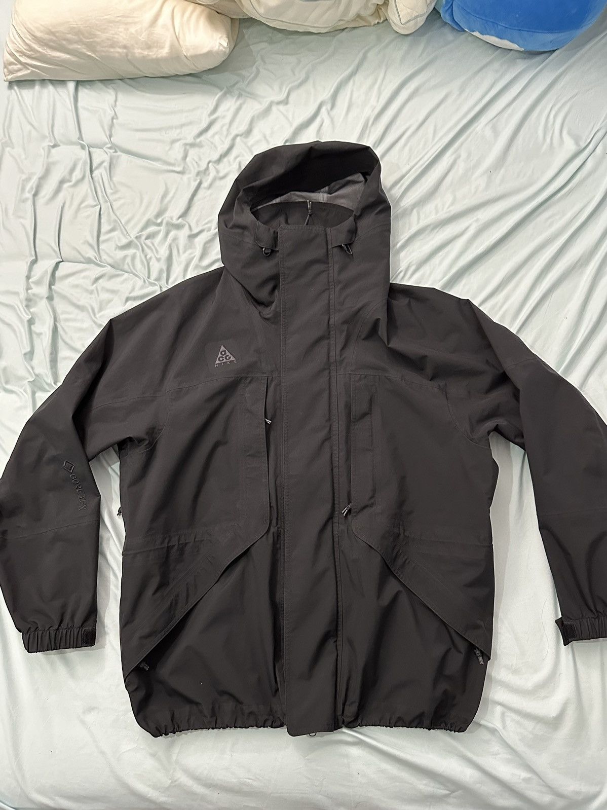 Nike acg gore tex jacket black best sale