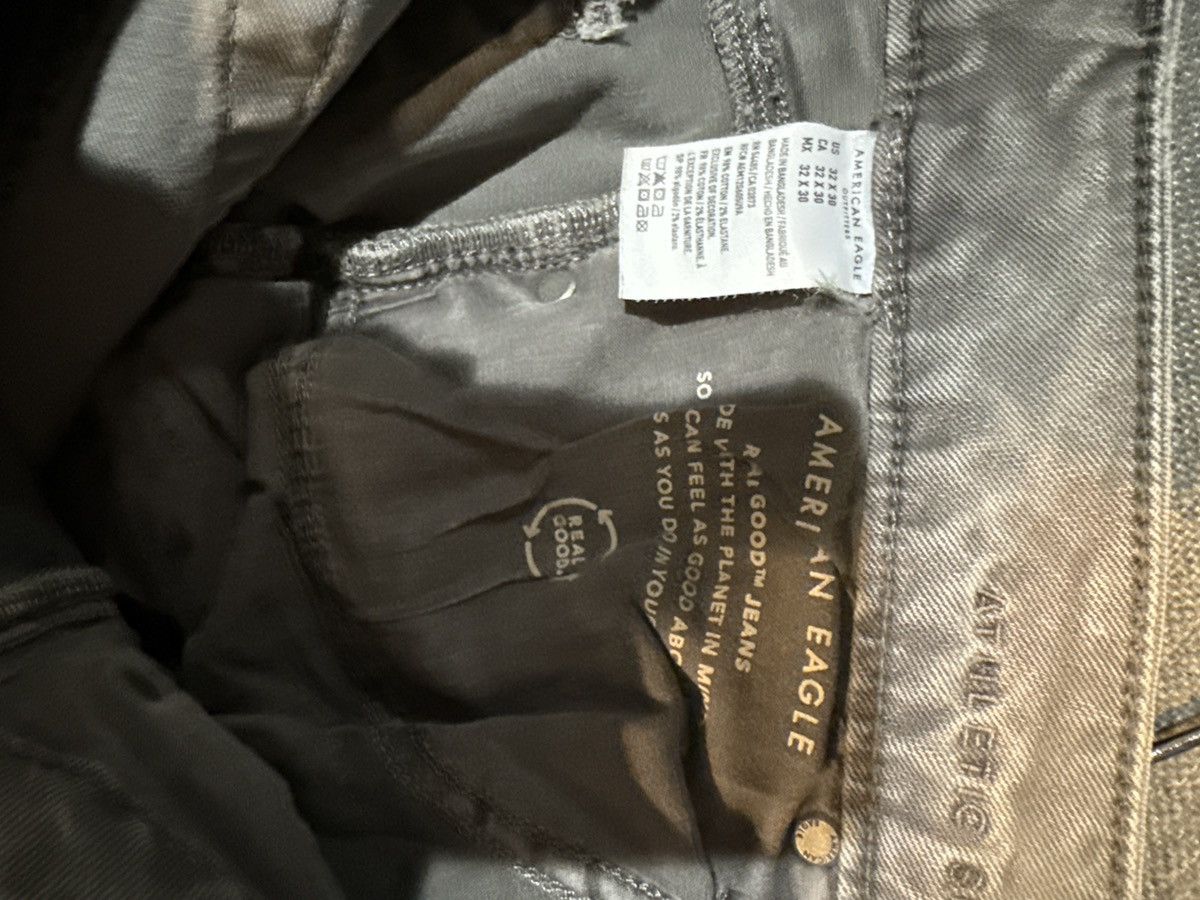 American Eagle Outfitters American Eagle Athletic Skinny Jeans 32/30 Size US 32 / EU 48 - 2 Thumbnail