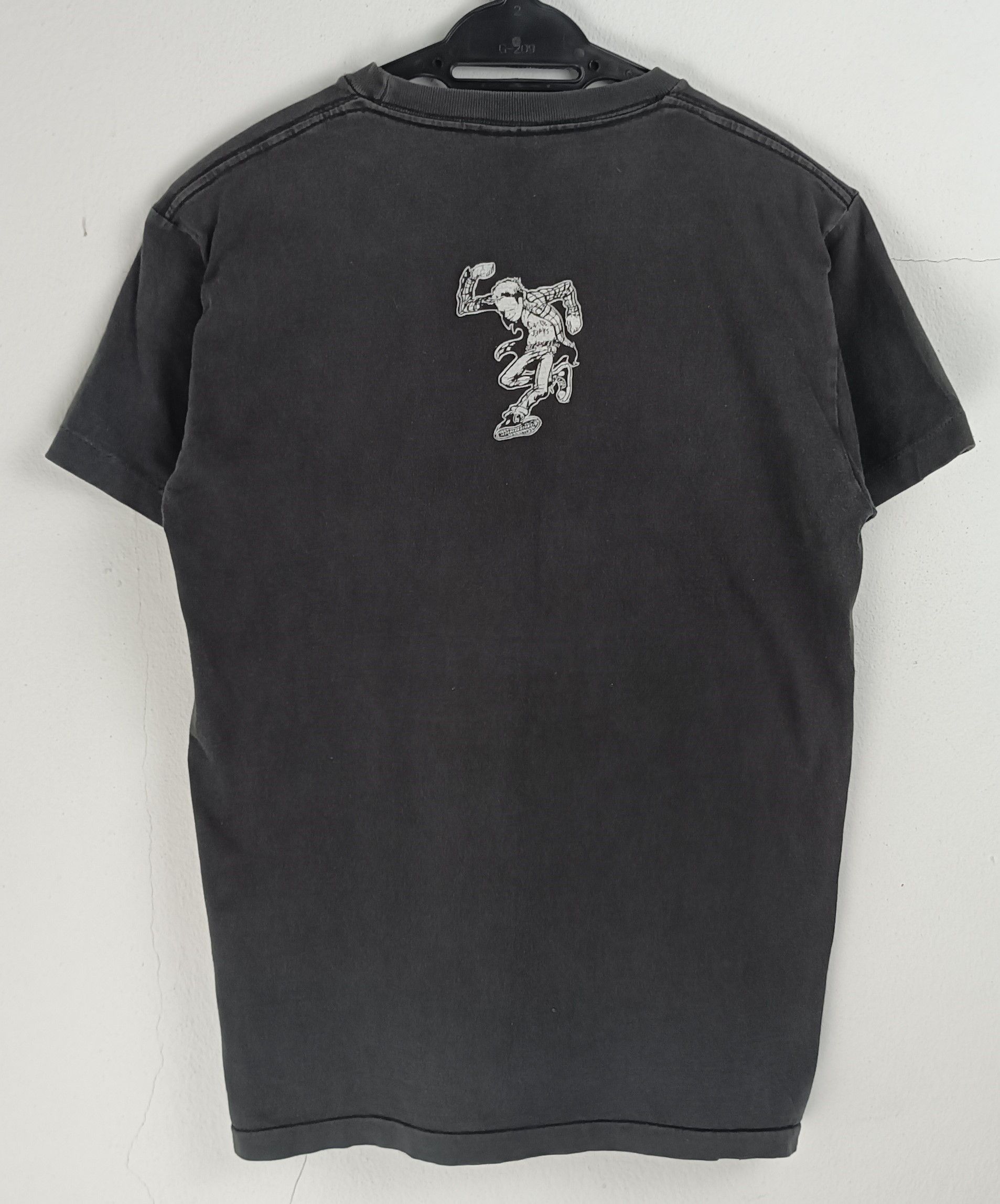 Band Tees VINTAGE 2003 CIRCLE JERKS FADED Y2K HARDCORE PUNK minor flag Size US S / EU 44-46 / 1 - 4 Thumbnail