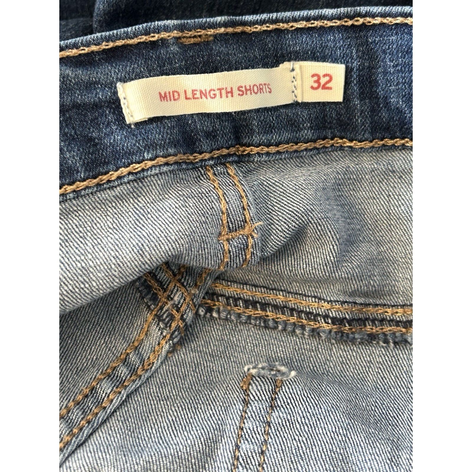 Levi's Levi's Shorts Adult 32 Blue Denim Womens Size 24" / US 00 / IT 34 - 5 Thumbnail