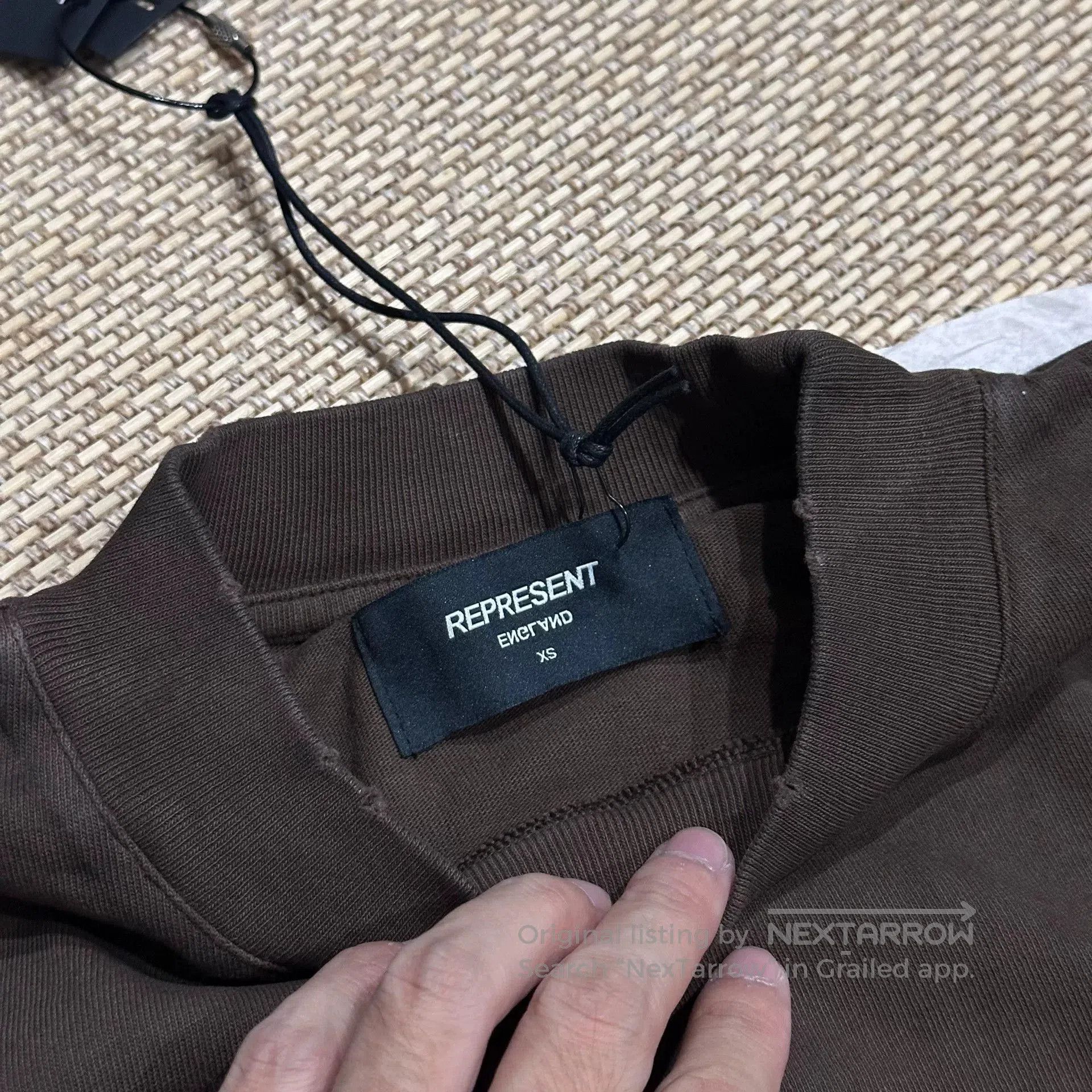 BLACK SIGN Represent Brown Short Sleeve T. Size US XS / EU 42 / 0 - 6 Thumbnail