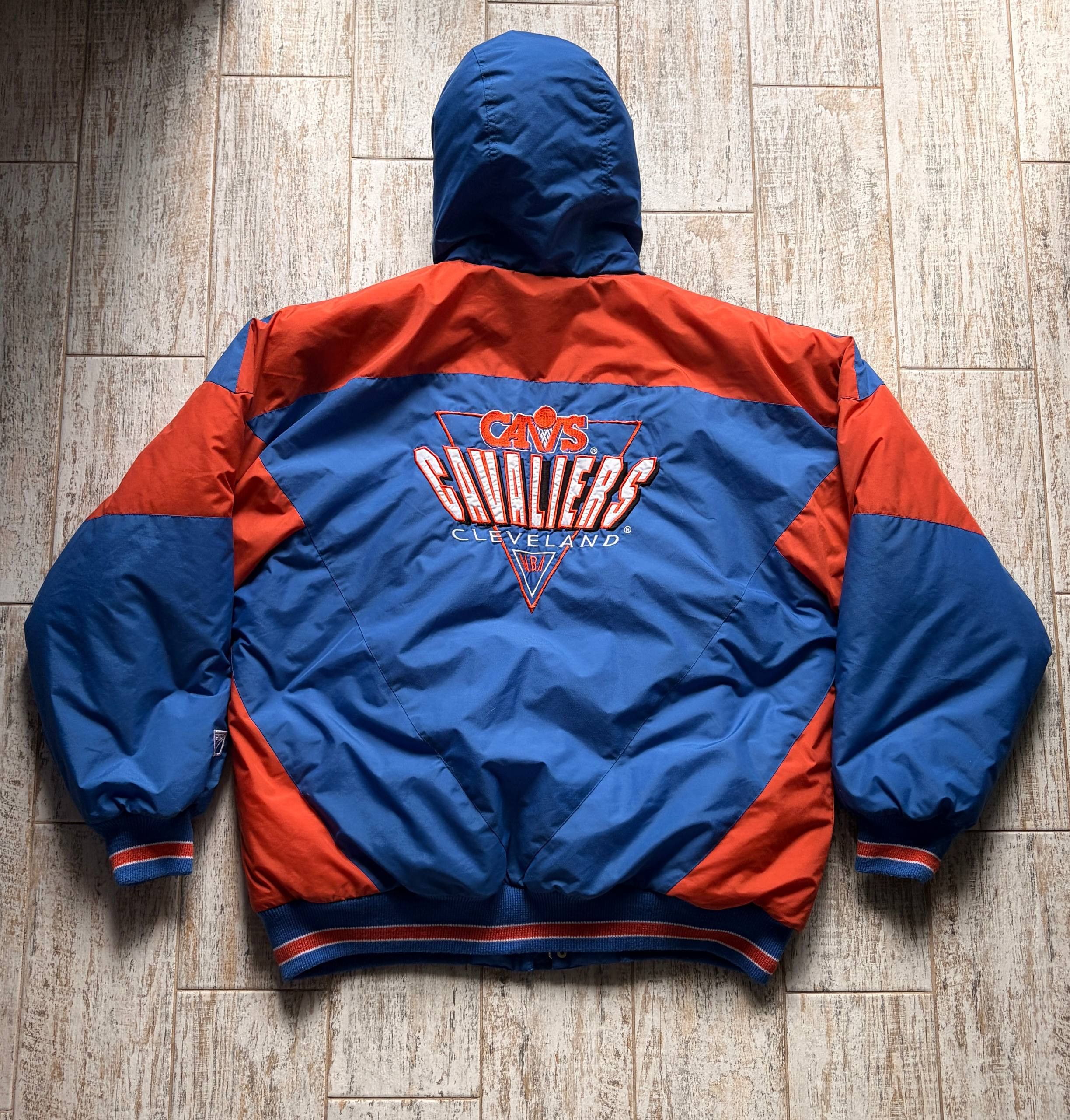 Logo 7 Vintage 90s Logo 7 Cleveland Cavaliers NBA Puffer Jacket Size US L / EU 52-54 / 3 - 9 Thumbnail