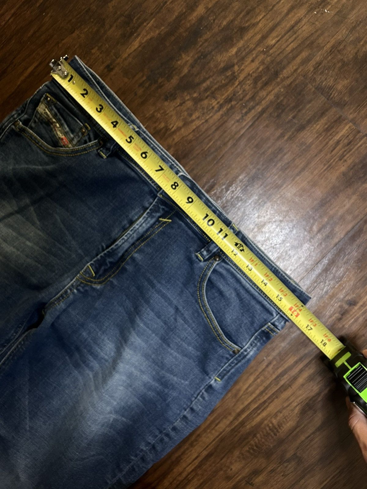 Diesel 2014 Diesel Wakyee J US Kids Medium Faded Wash Jeans Size US 31 - 9 Thumbnail