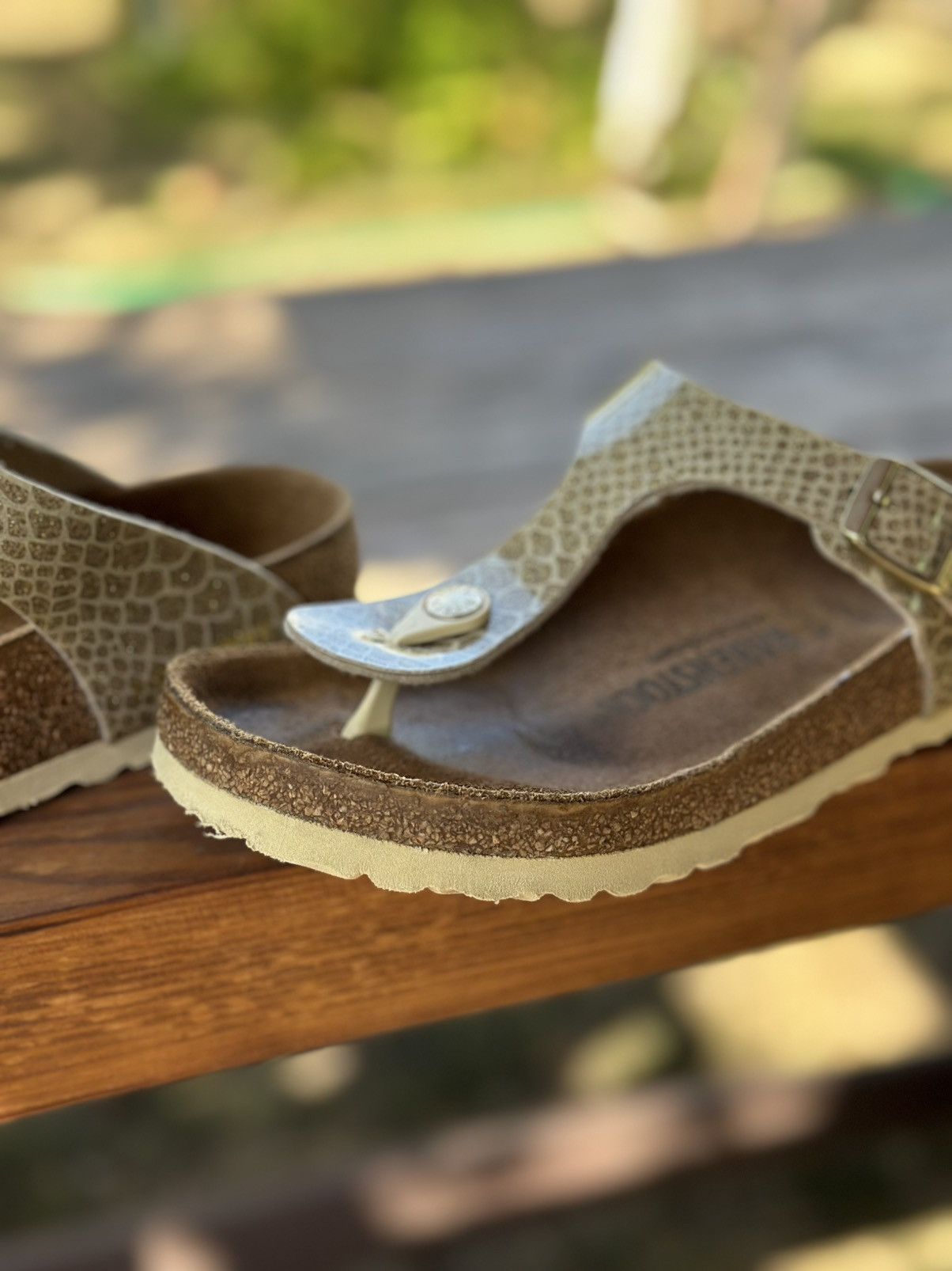 Birkenstock Birkenstock Women's GIzeh Golden Thong Sandal Size 37 Size US 6.5 / IT 36.5 - 3 Thumbnail