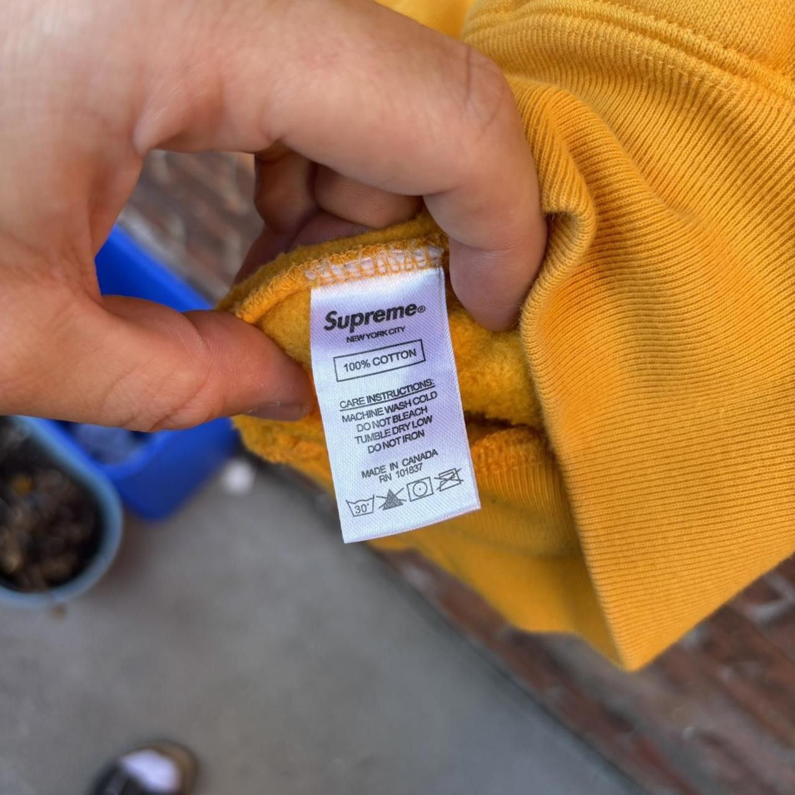 Supreme supreme yellow purple sleeve print hoodie S Size US S / EU 44-46 / 1 - 8 Thumbnail
