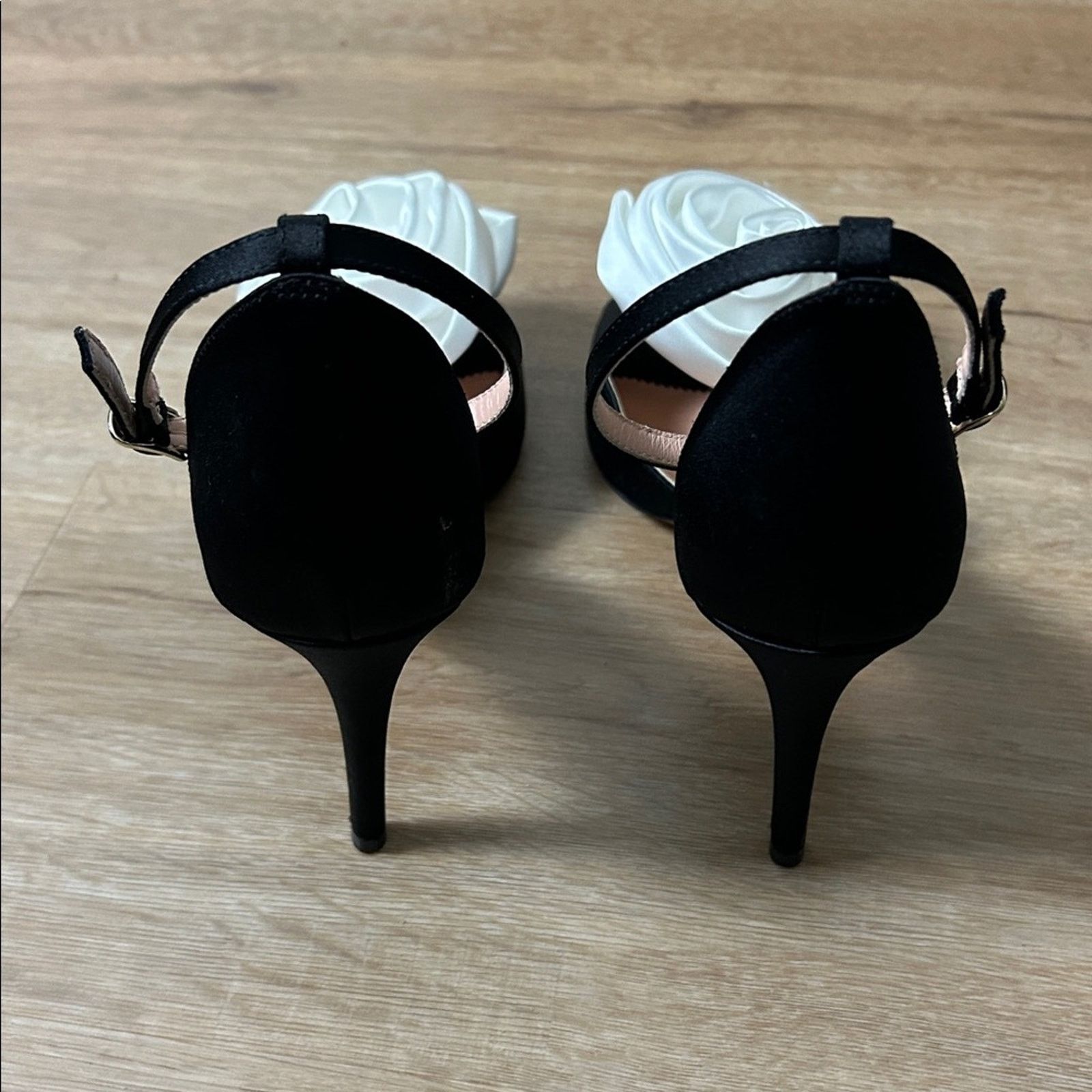 J.Crew J Crew Rylie Rosette Heels Size US 8.5 / IT 38.5 - 4 Thumbnail