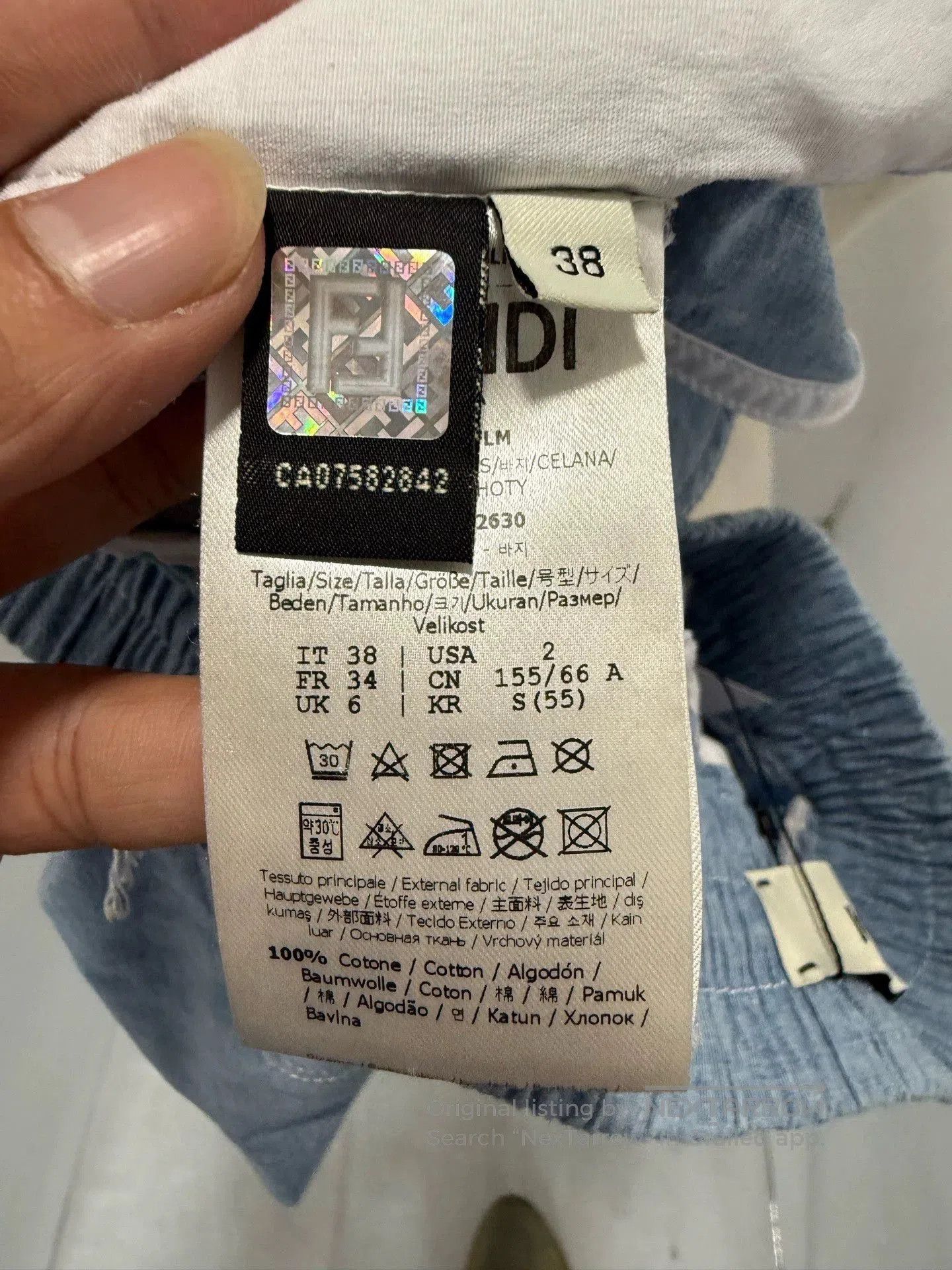 Fendi fendi ff logo cutout shorts. Size US 38 / EU 54 - 6 Thumbnail