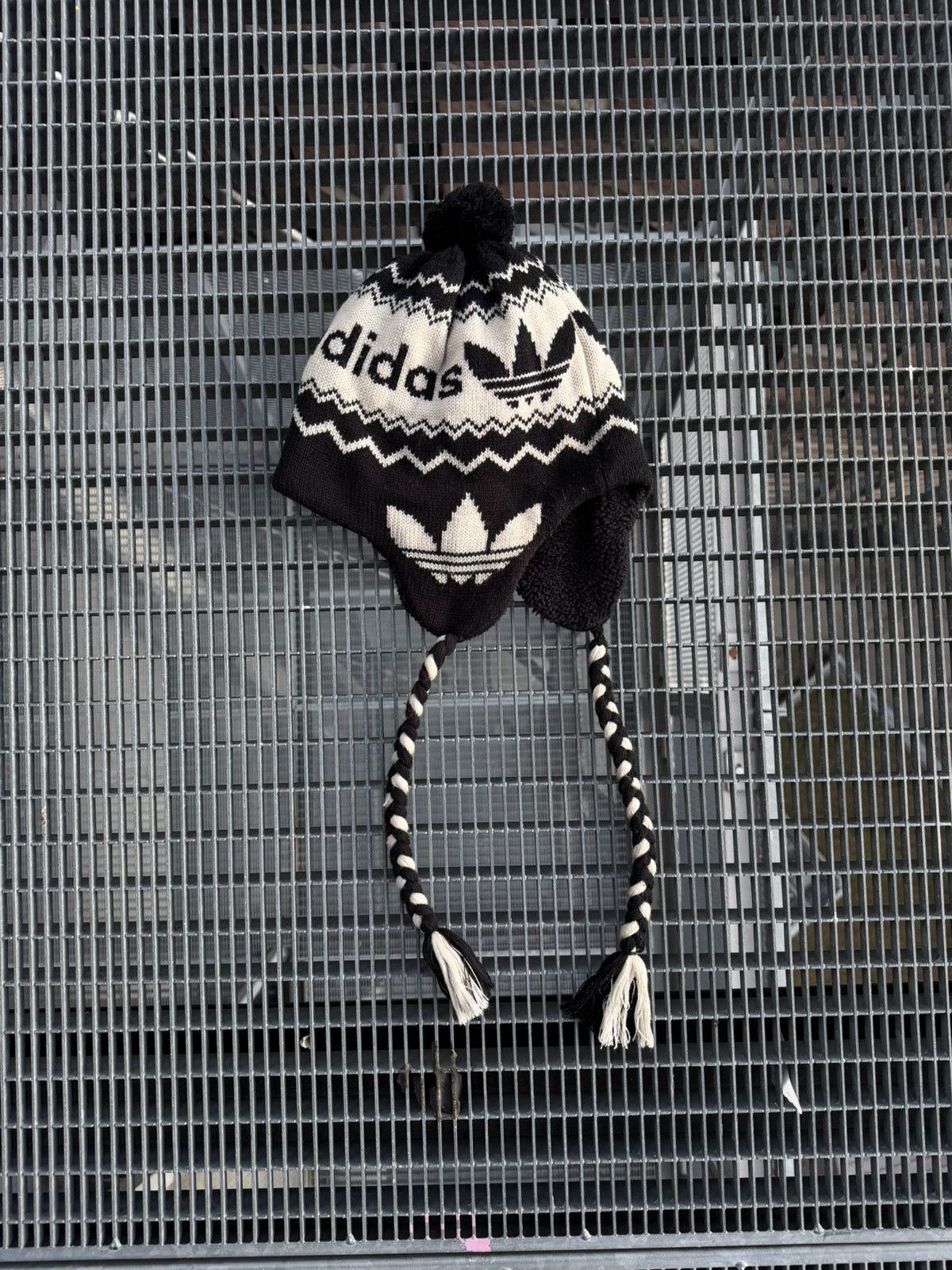 Adidas Adidas Y2K Streetwear Hat Size ONE SIZE - 1 Thumbnail