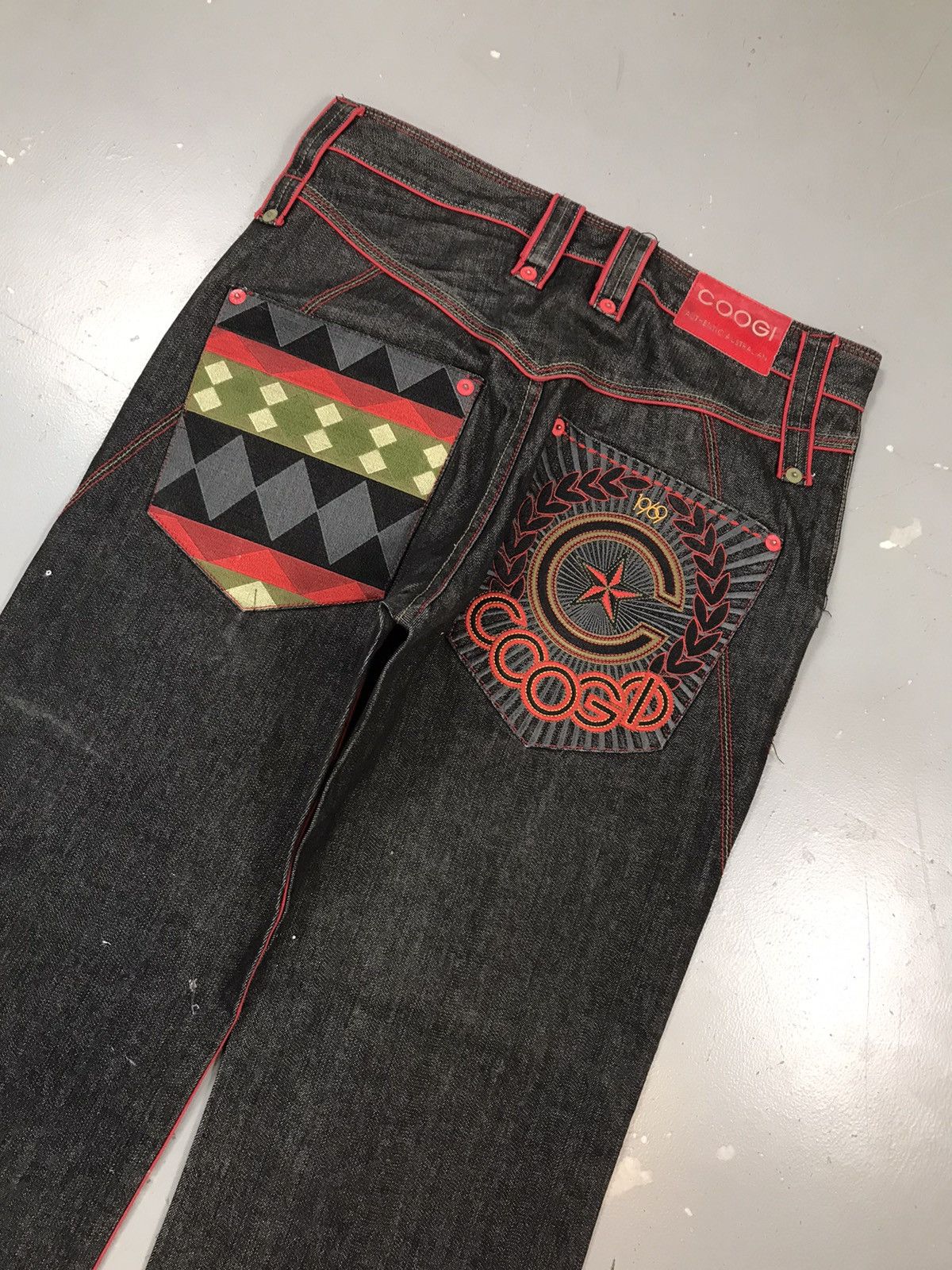Coogi × Vintage Vintage Coogi leaf embroidered straight fit denim Size US 36 / EU 52 - 11 Thumbnail
