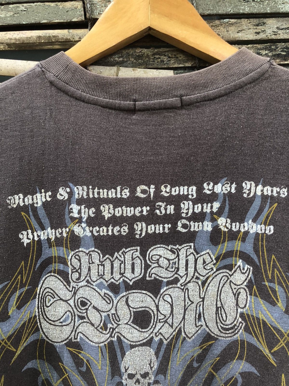 Japanese Brand × Vintage Vintage Sundaded La-Fiori Tribal Poem Skull Tee Size US L / EU 52-54 / 3 - 3 Thumbnail