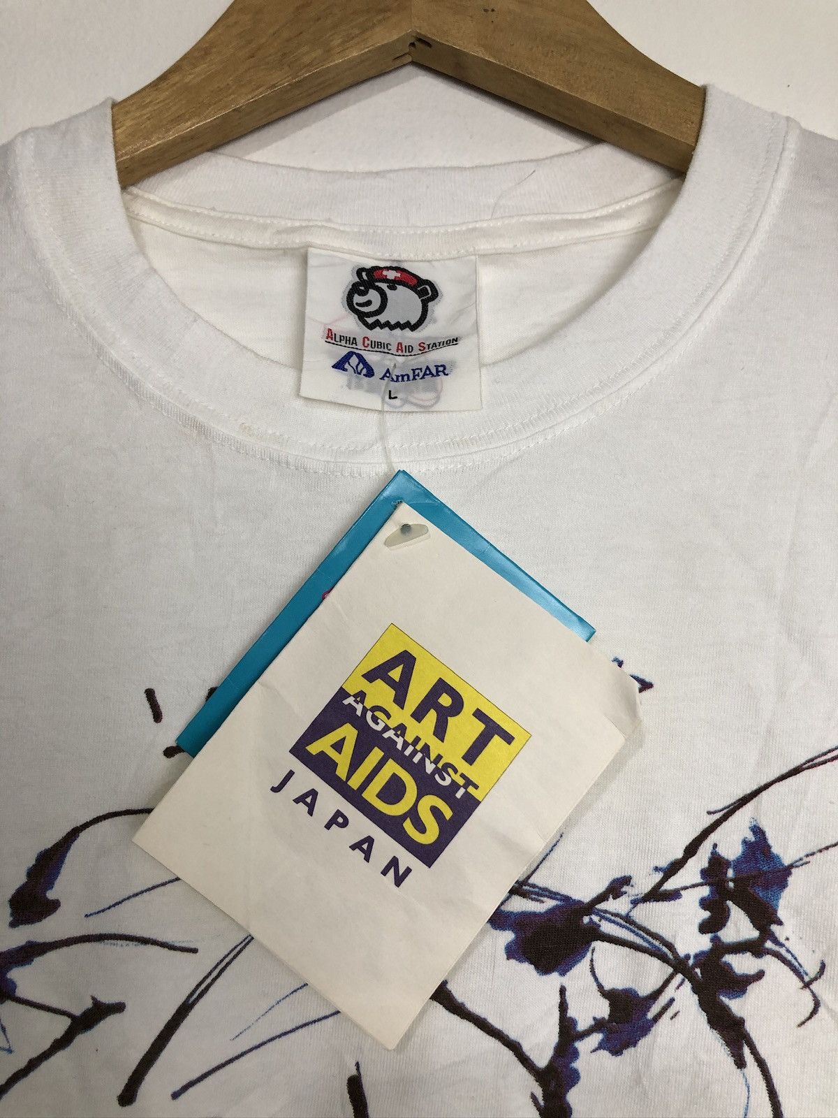 Vintage Vintage Art Against Aids Japan 1994 Bunmei Okumiya T-Shirt Size US L / EU 52-54 / 3 - 4 Thumbnail