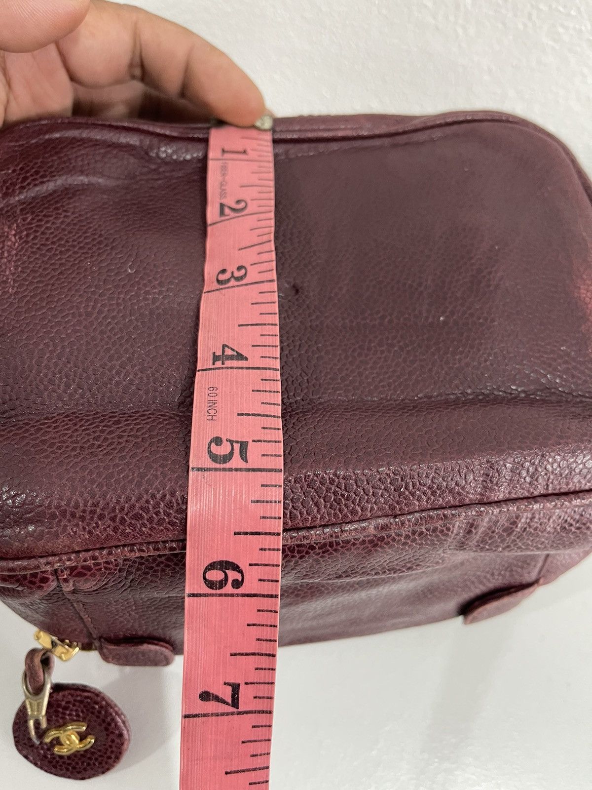 Chanel VINTAGE CHANEL CAVIAR LEATHER CASE COSMETIC BAG Size ONE SIZE - 20 Thumbnail