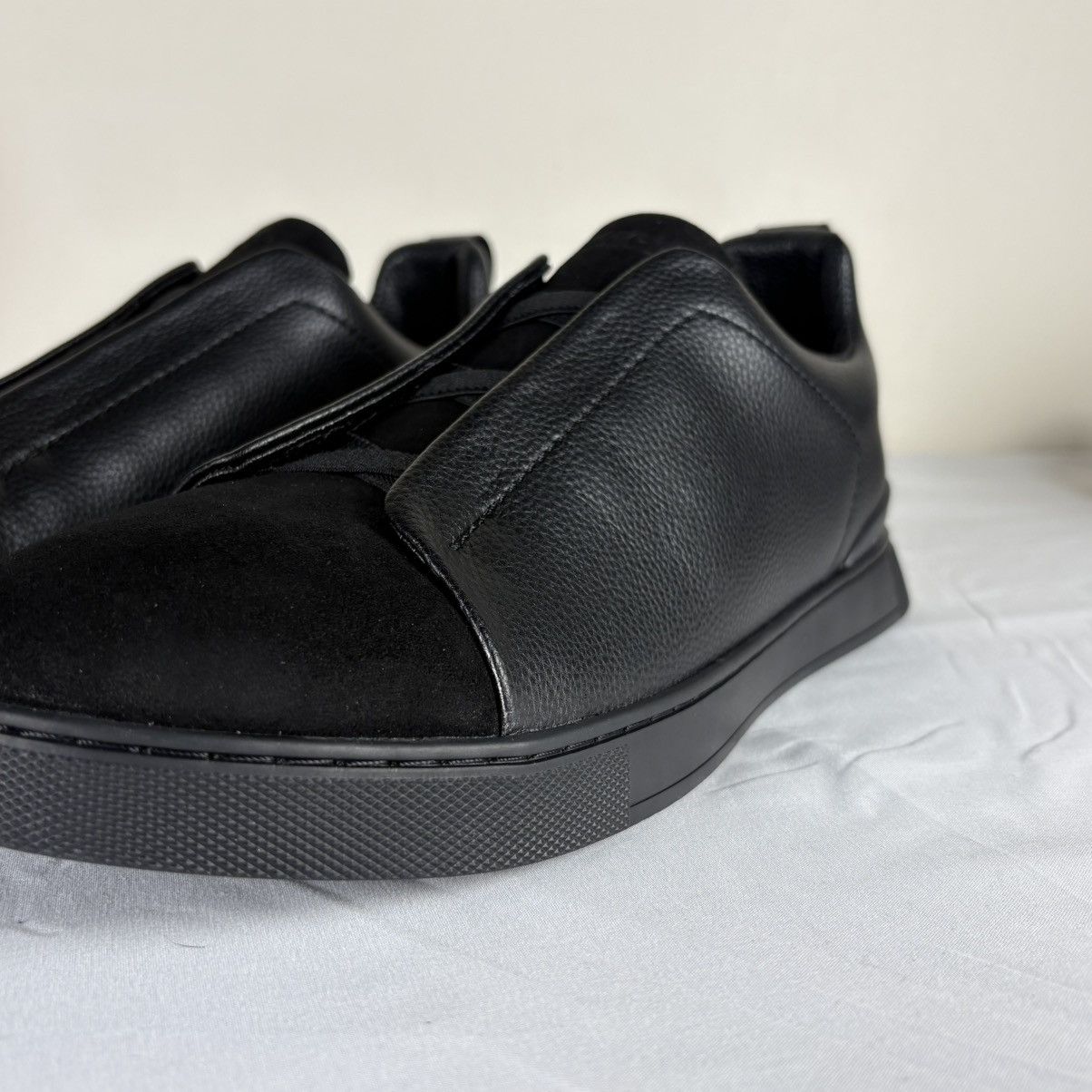 Other Zegna Men’s Triple Black Suede & Leather Low-Top Sneaker Size US 10.5 / EU 43-44 - 2 Thumbnail