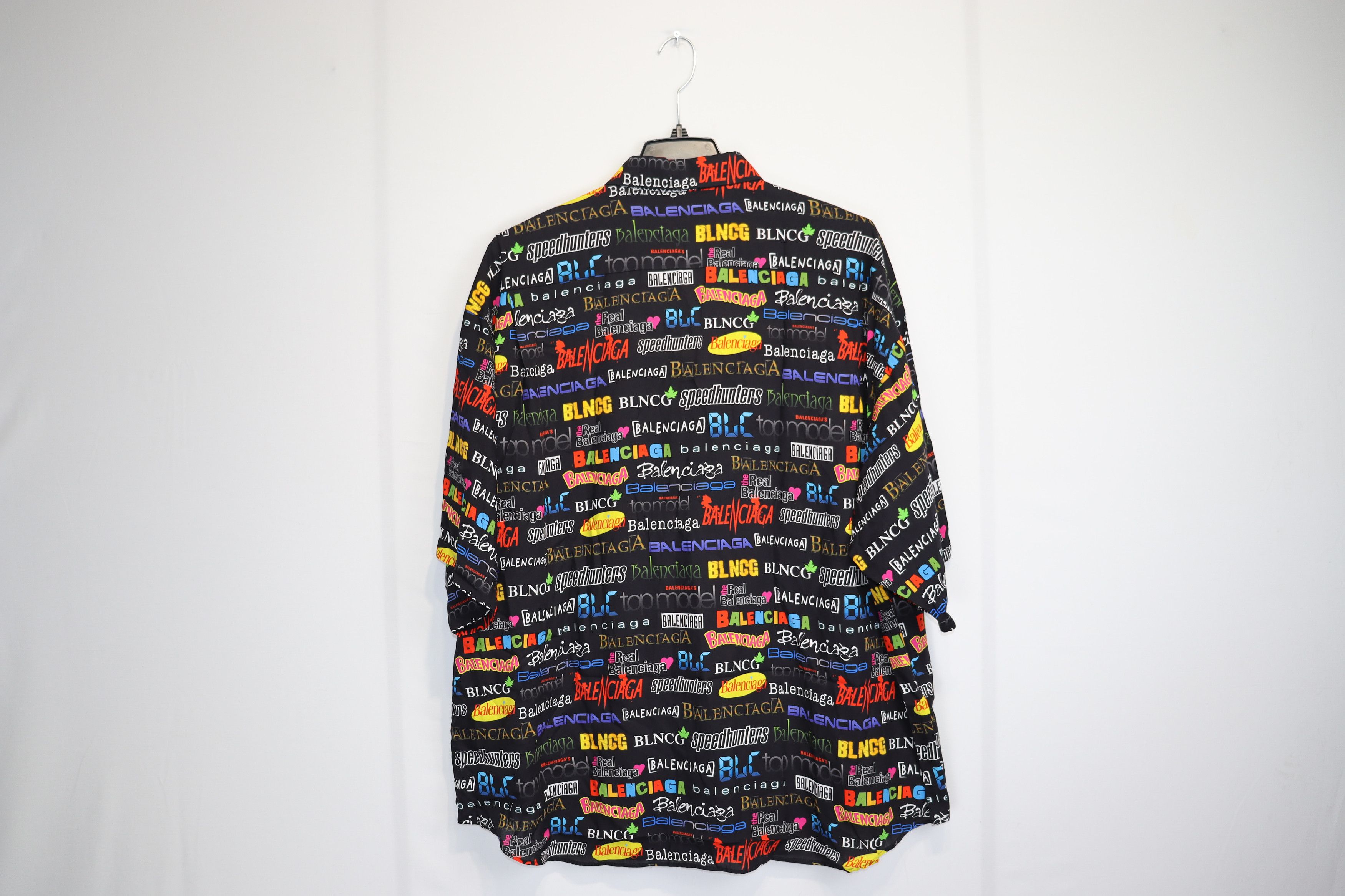Balenciaga All Over Multi Logo Print Vacation Shirt in Multicolor Size US XL / EU 56 / 4 - 8 Thumbnail