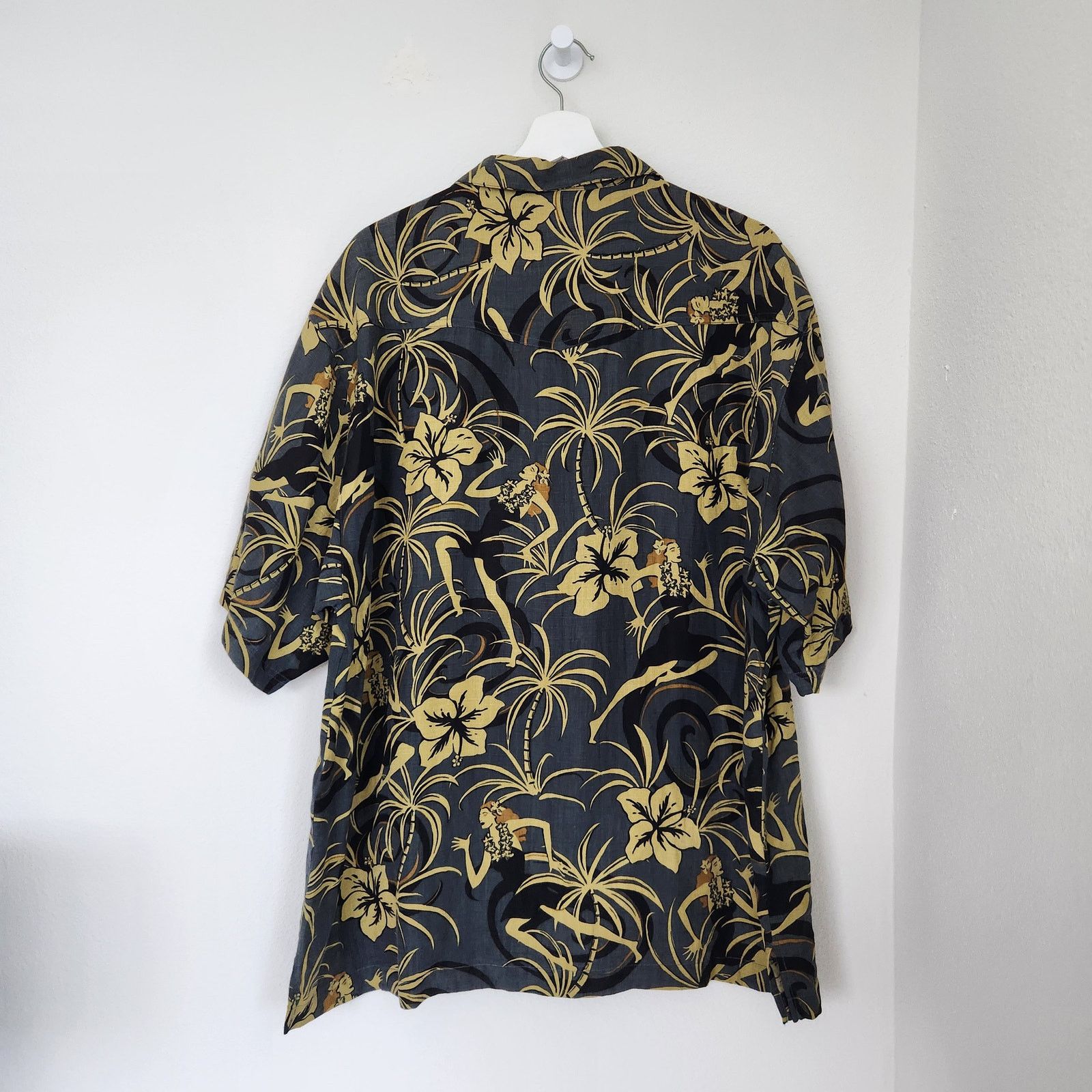 Tommy Bahama Tommy Bahama Hawaiian Print Button Shirt Hula XL Size US XL / EU 56 / 4 - 5 Thumbnail