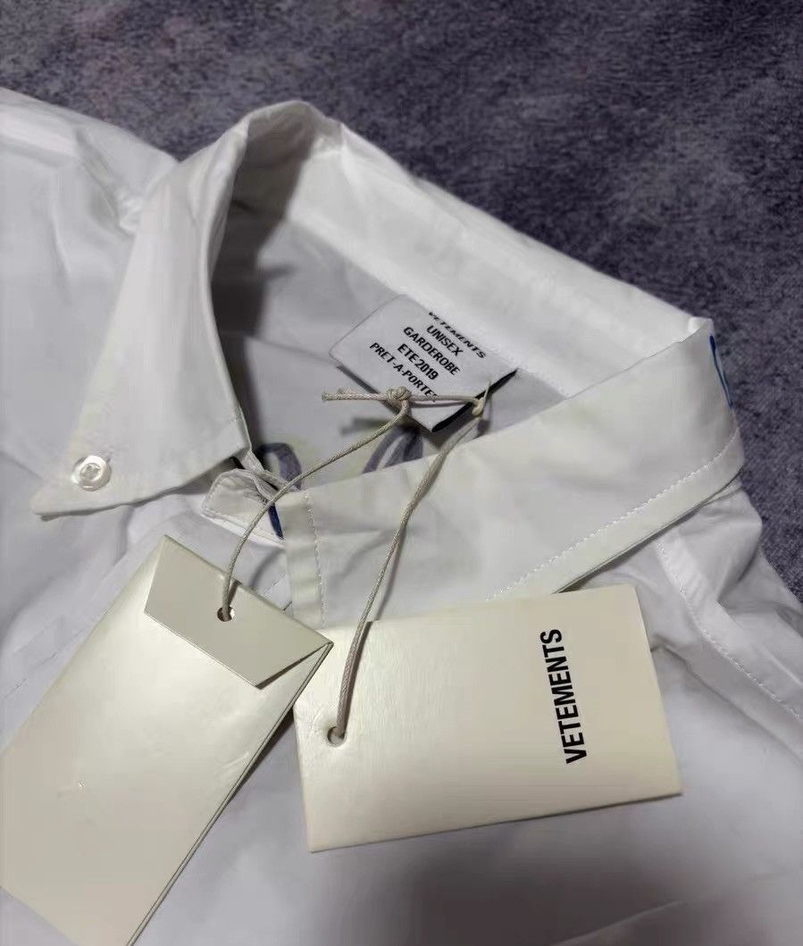 Vetements Vetements 19SS Graffiti Shirt Size US M / EU 48-50 / 2 - 5 Thumbnail