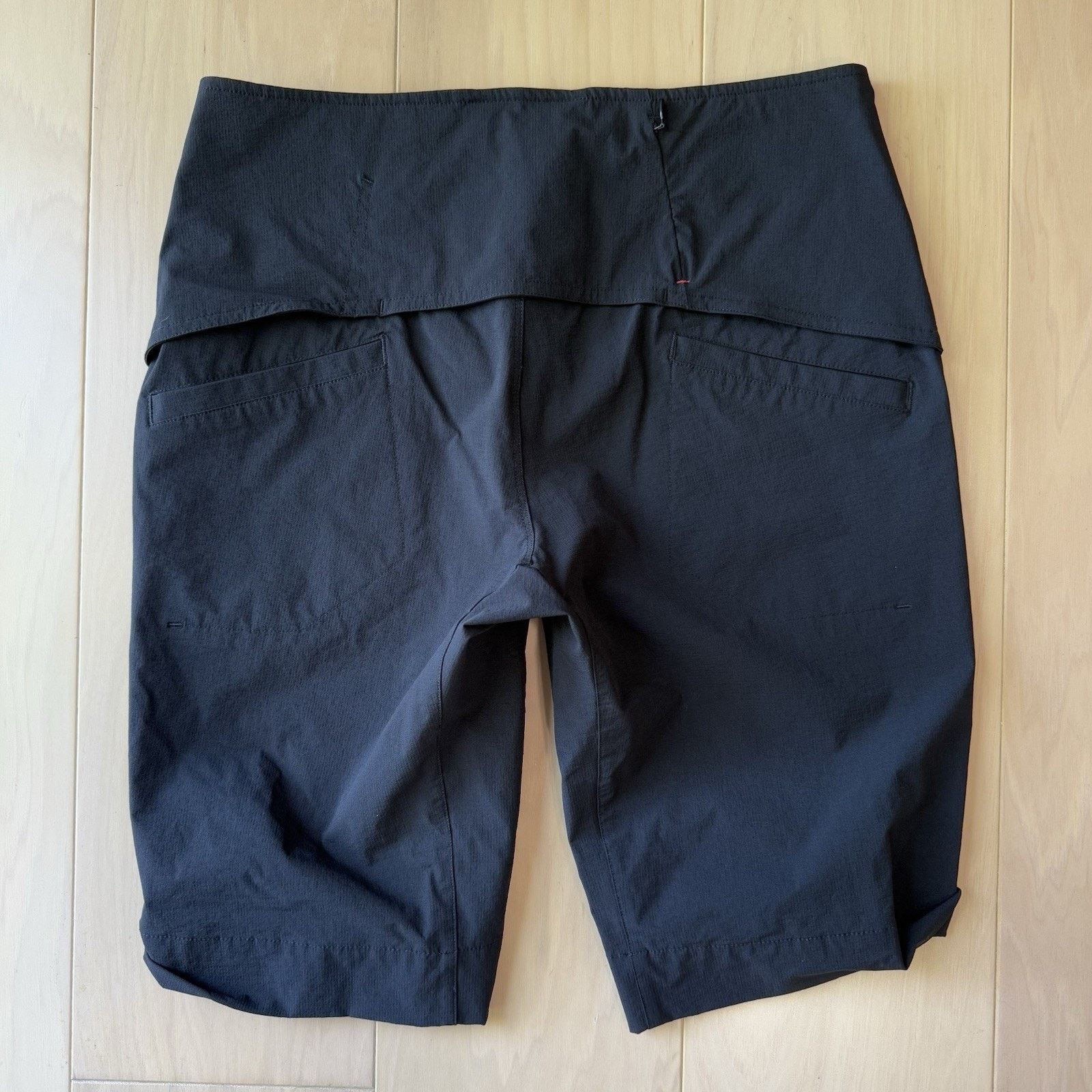 Black Sheep Black Sheep Cycling Shorts Medium Black Relaxed Lightweight Size US 30 / EU 46 - 6 Thumbnail
