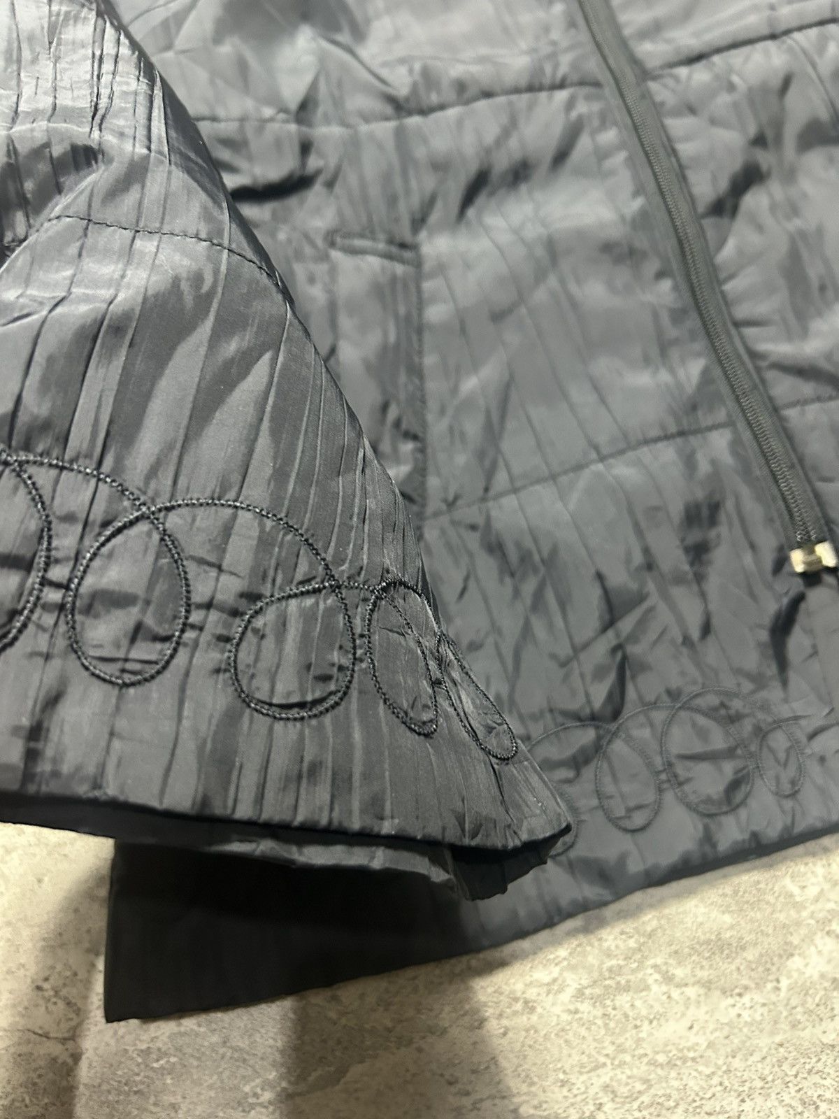 Hai Sporting Gear 2000s Hai Sporting Gear - Embroidery Motif Jacket Size US M / EU 48-50 / 2 - 4 Thumbnail