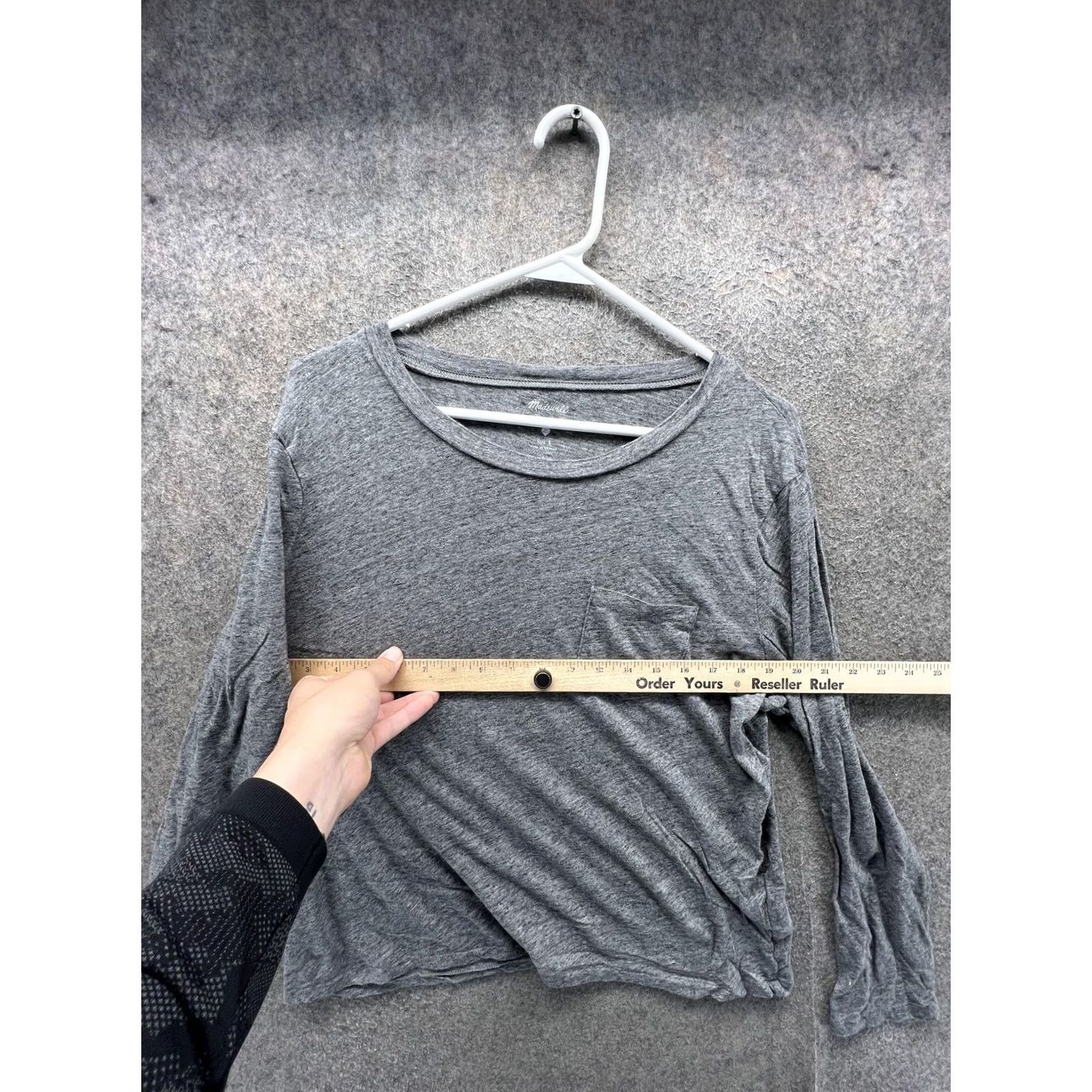 Madewell Madewell Shirt Womens L Gray Scoop Neck Long Sleeve Pocket Jersey Tee Top Size L / US 10 / IT 46 - 3 Thumbnail