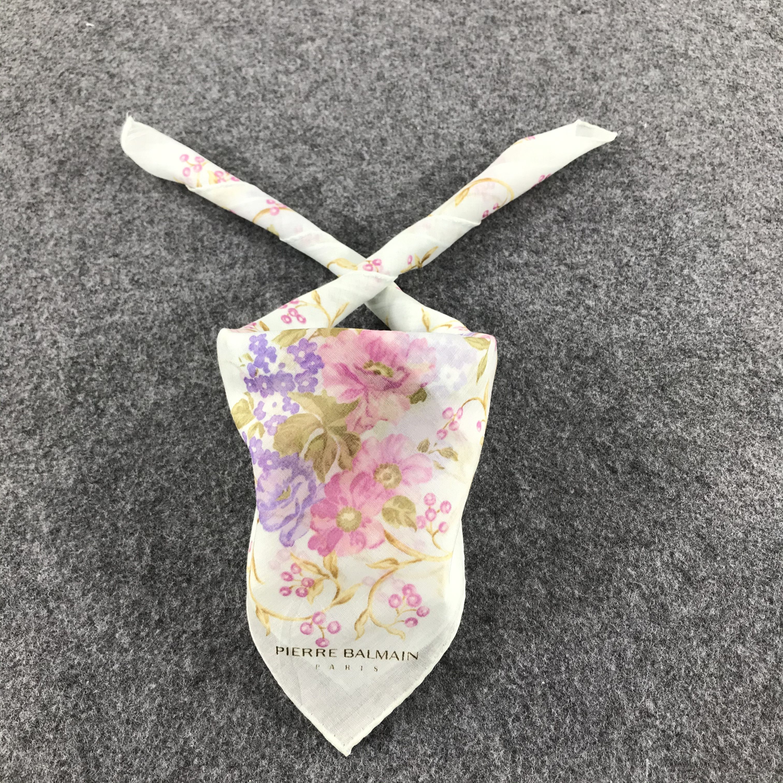 Pierre Balmain Pierre Balmain Floral Handkerchief Neckerchief Bandana H412 Size ONE SIZE - 1 Thumbnail