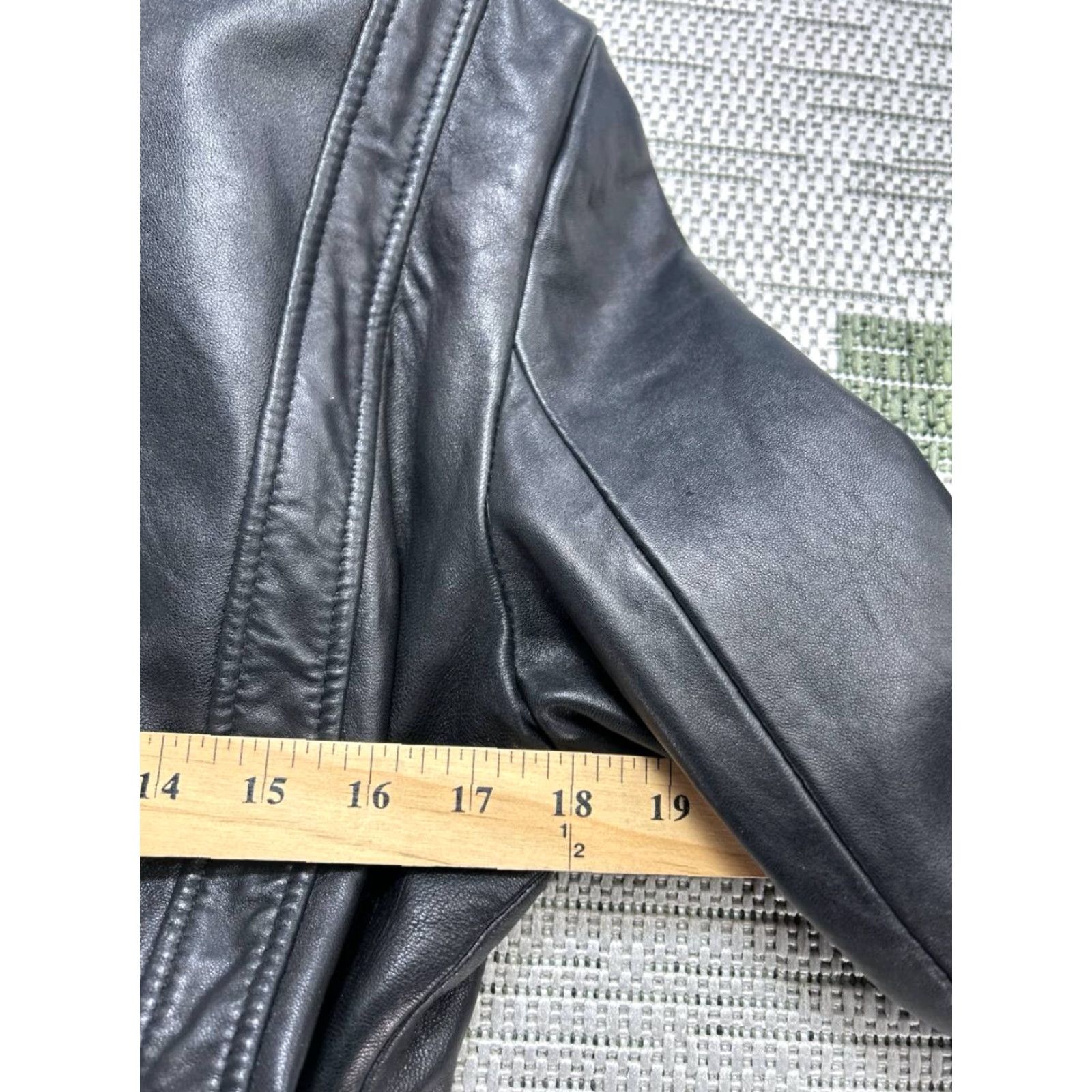 Vintage VINTAGE Pelle Studio Jacket Womens Large Black Leather Wrap Heavy Size L / US 10 / IT 46 - 5 Thumbnail