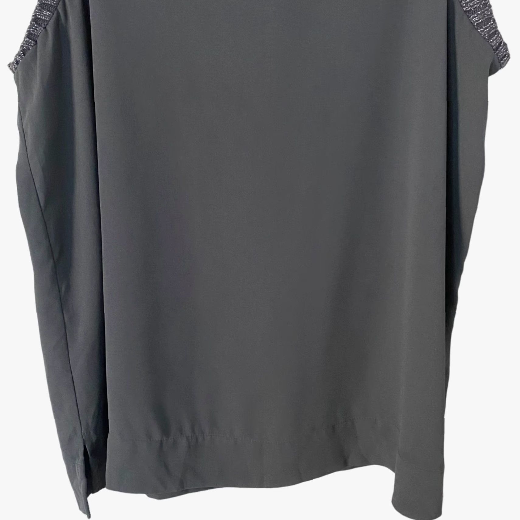 Juicy Couture VINTAGE Juicy Couture Blouse Shirt Sleeveless Turtleneck Metallic Gray Women's Large L Tank Size L / US 10 / IT 46 - 6 Thumbnail