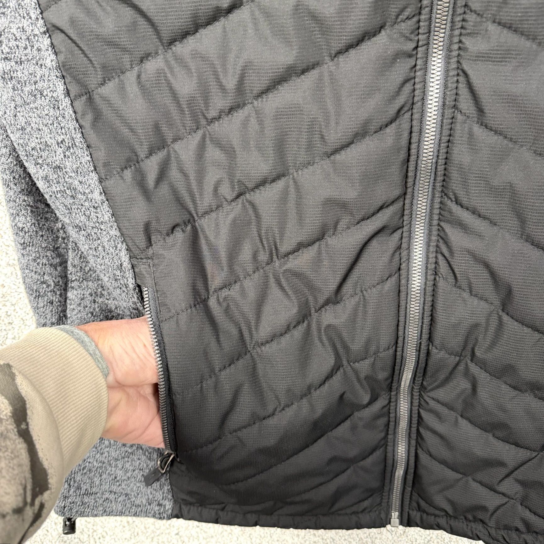 New Balance New Balance Jacket Mens L Gray Black Hooded Fleece Full Zip Quilted Outdoor Size US L / EU 52-54 / 3 - 5 Thumbnail