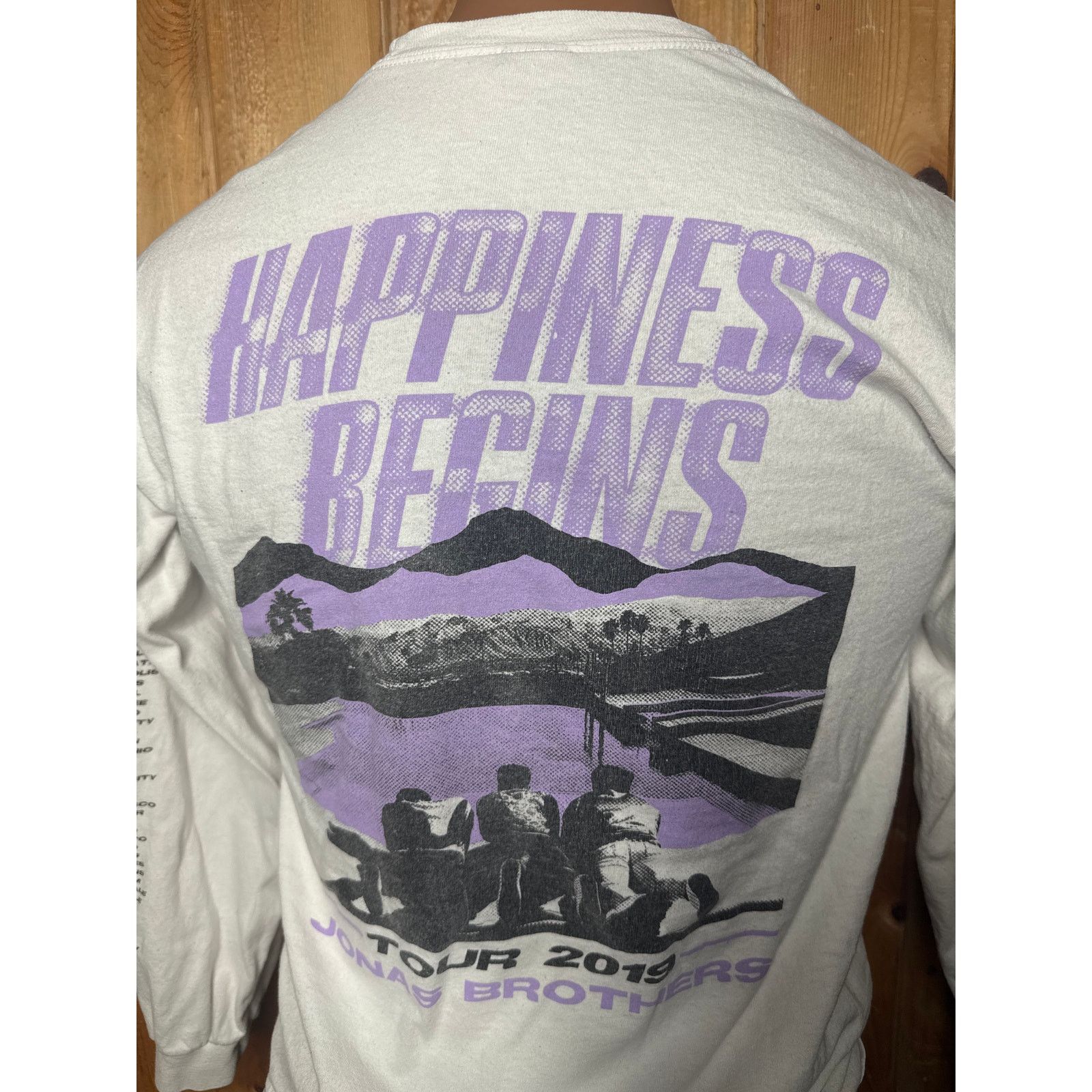 Gildan Jonas Brothers ‘Happiness Begins’ Long Sleeve Shirt Size Med Size M / US 6-8 / IT 42-44 - 5 Thumbnail