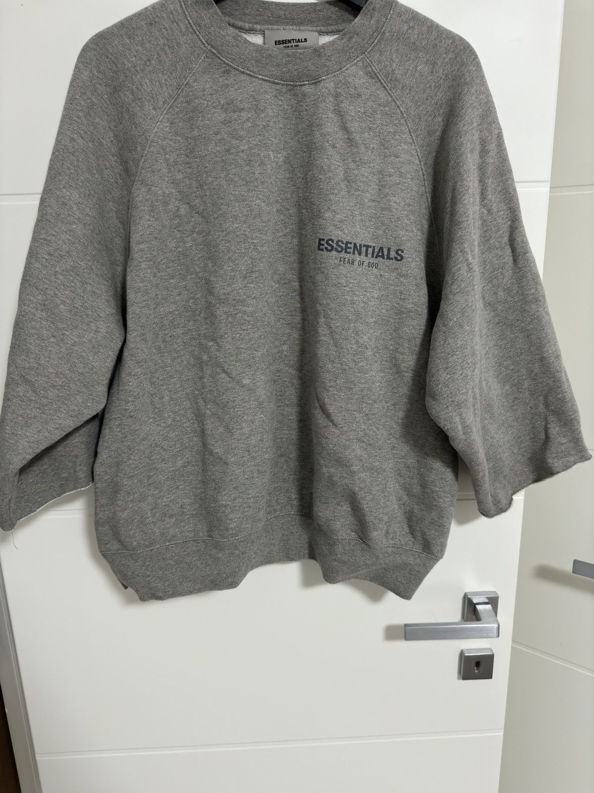 Essentials 1/4 Sleeve Sweatshirt Size US S / EU 44-46 / 1 - 1 Thumbnail