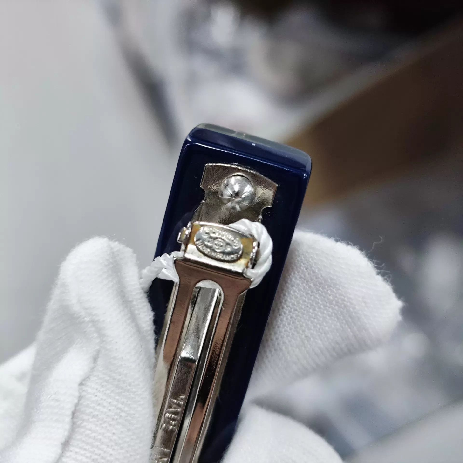 Chanel Chanel Navy Hair Clip Size ONE SIZE - 4 Thumbnail