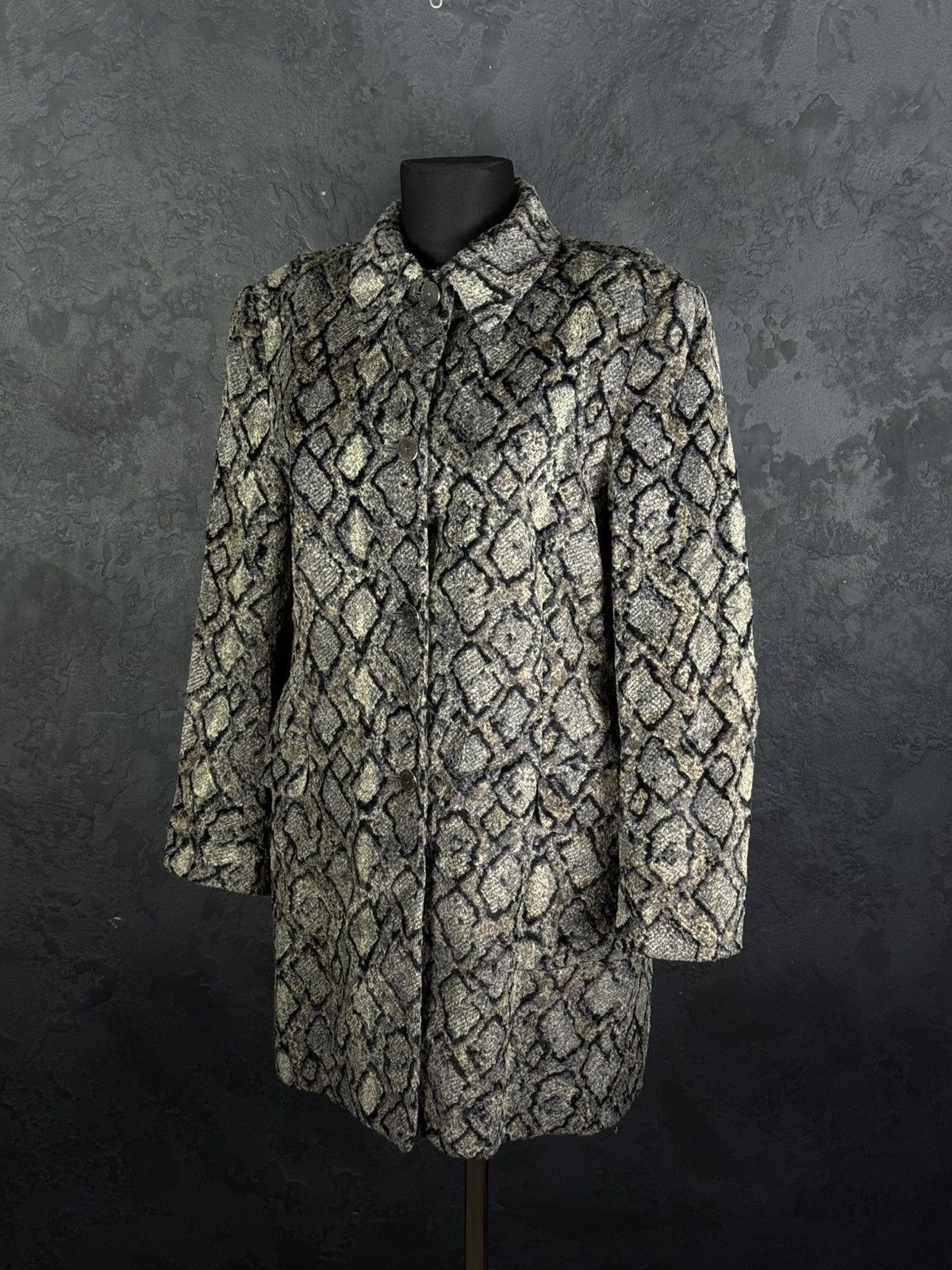 Versace Jeans Couture Versace Jeans Couture Vintage Fur Trench Coat Size L / US 10 / IT 46 - 1 Thumbnail
