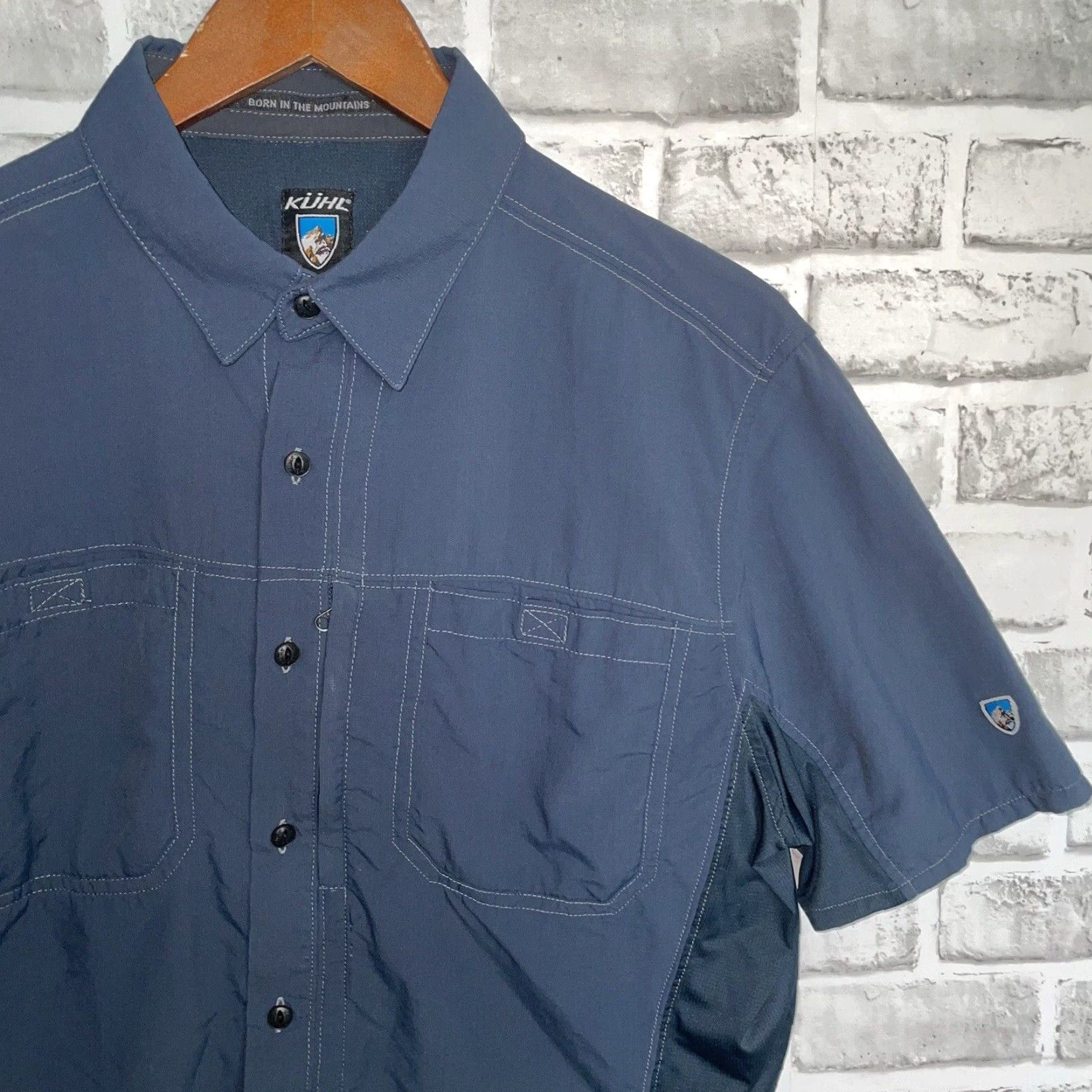 Vintage VINTAGE Kuhl Men’s Athletic Short Sleeve Button-Down Shirt Size M Blue Nylon Casual Size US M / EU 48-50 / 2 - 2 Thumbnail