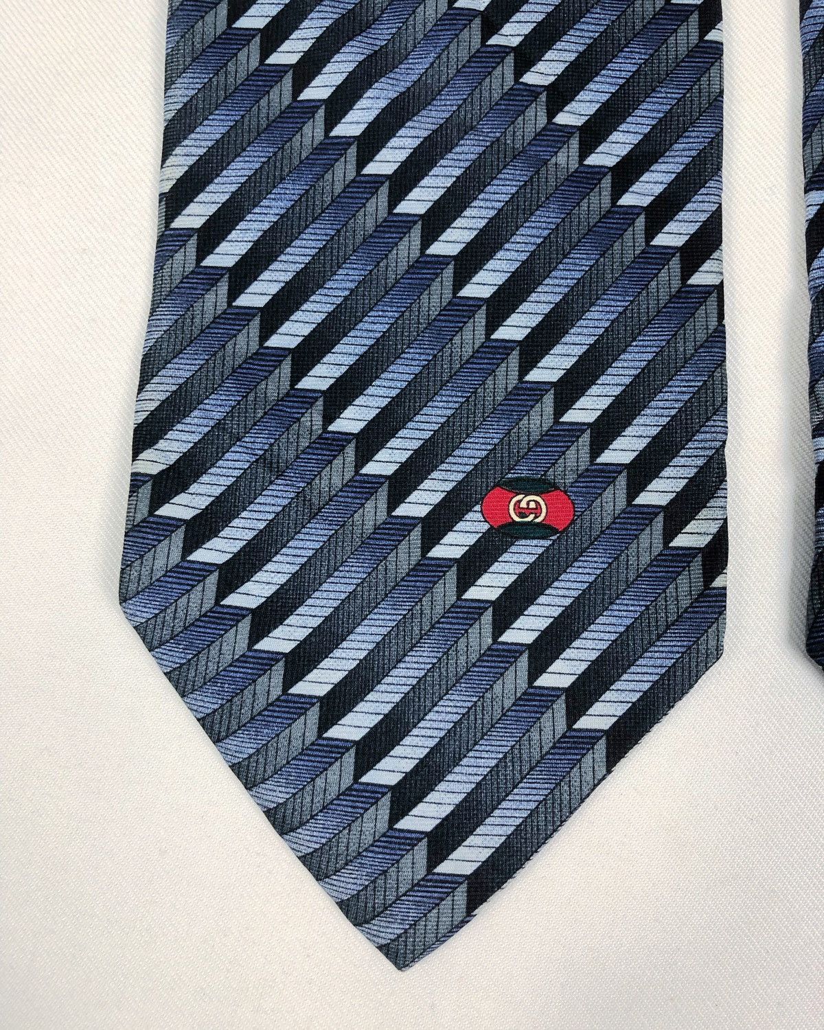 Gucci Rare Vintage Gucci Silk Tie Size ONE SIZE - 4 Thumbnail