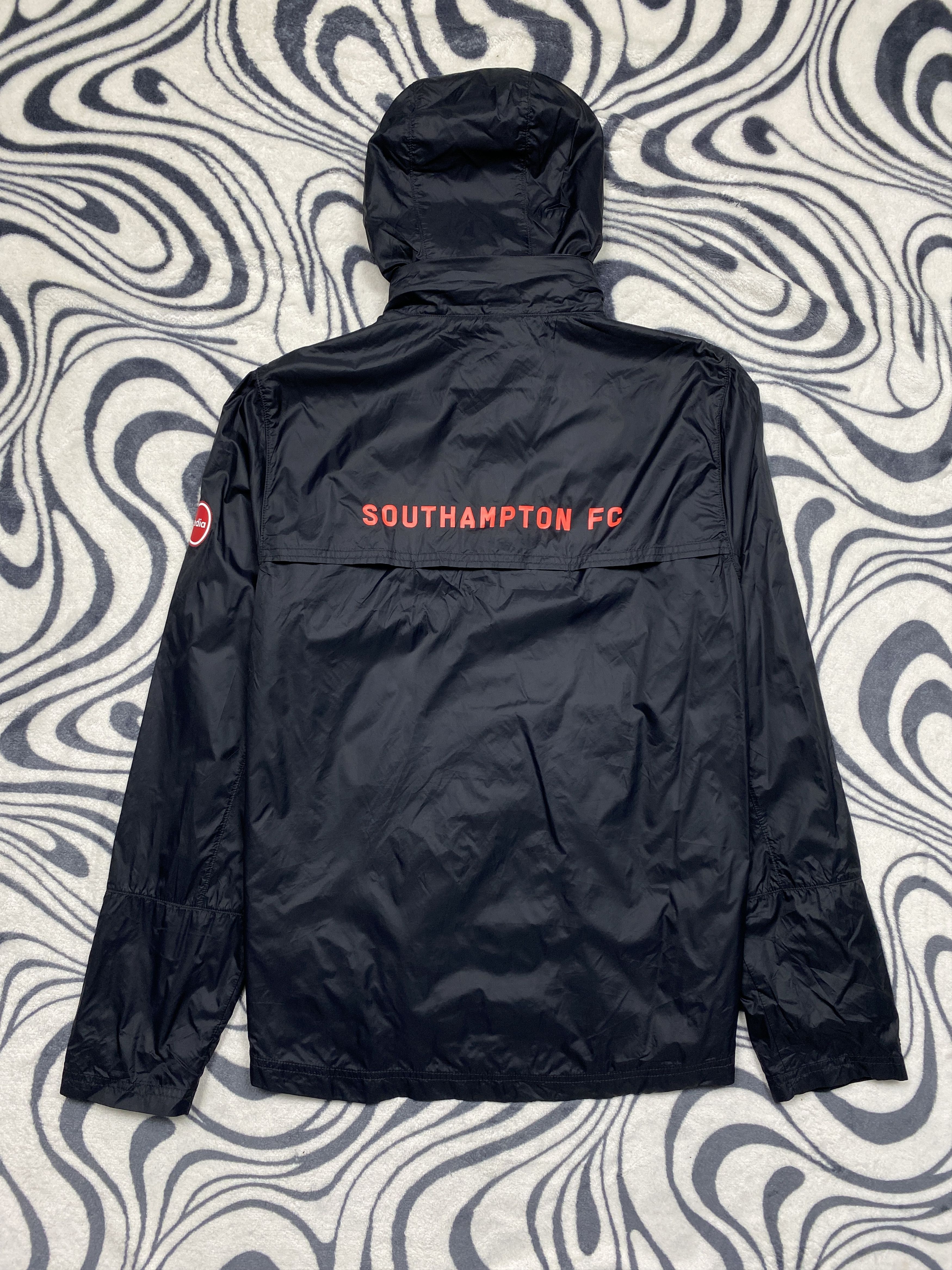 Under Armour Under Armour Southampton FC Mens Jacket Size US M / EU 48-50 / 2 - 8 Thumbnail