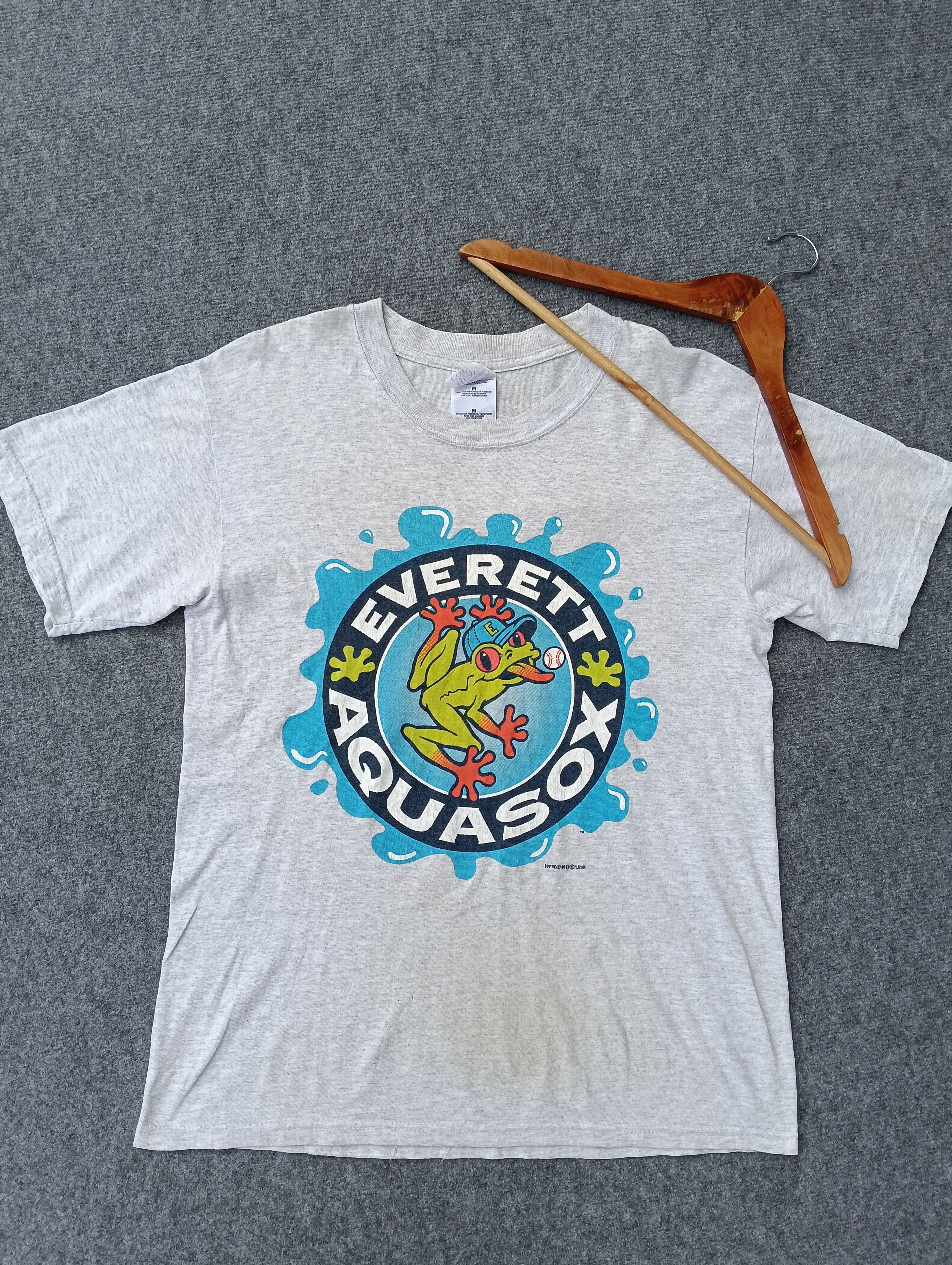 MLB × Vintage VINTAGE EVERETT AQUASOX TSHIRT. Size US M / EU 48-50 / 2 - 1 Thumbnail