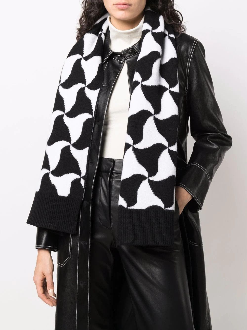 Bottega Veneta o1y0725 Size : OS / Scarf in Black/White Size ONE SIZE - 3 Thumbnail