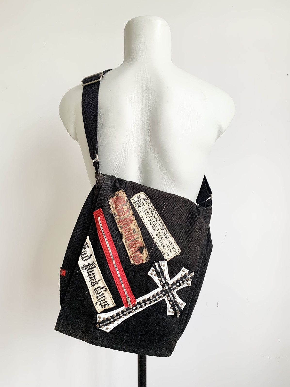 Seditionaries Mad Punk Sling Bag Size ONE SIZE - 2 Thumbnail