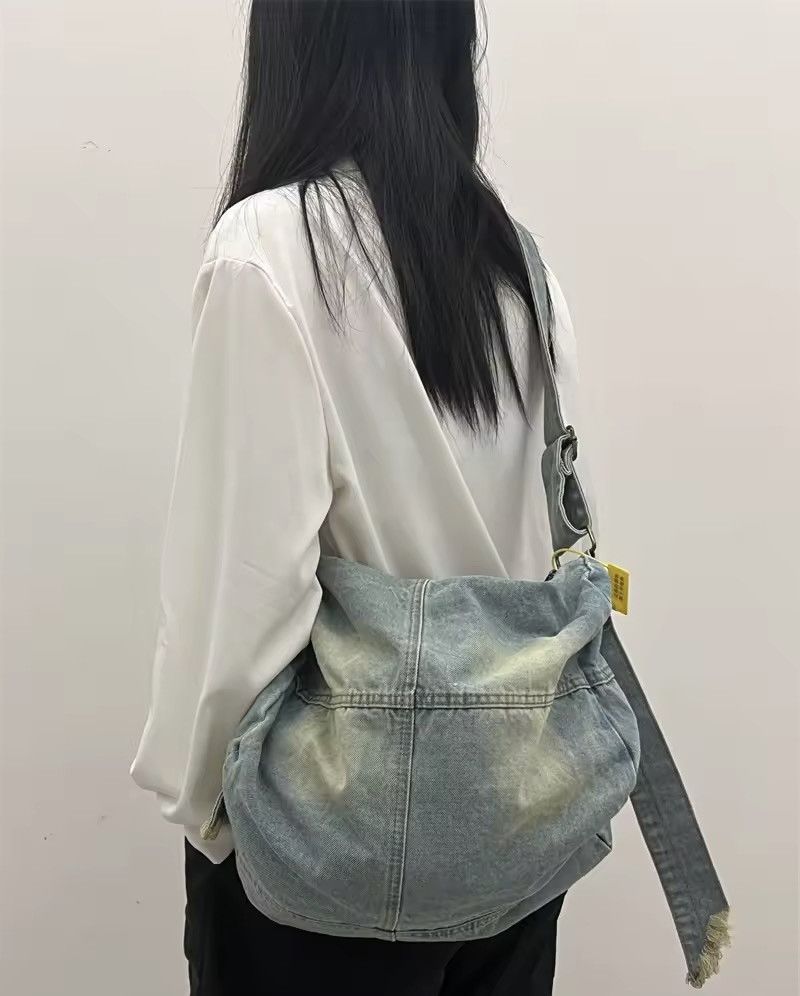 Japanese Brand Washed Denim Hobos Shoulder Bag Size ONE SIZE - 3 Thumbnail