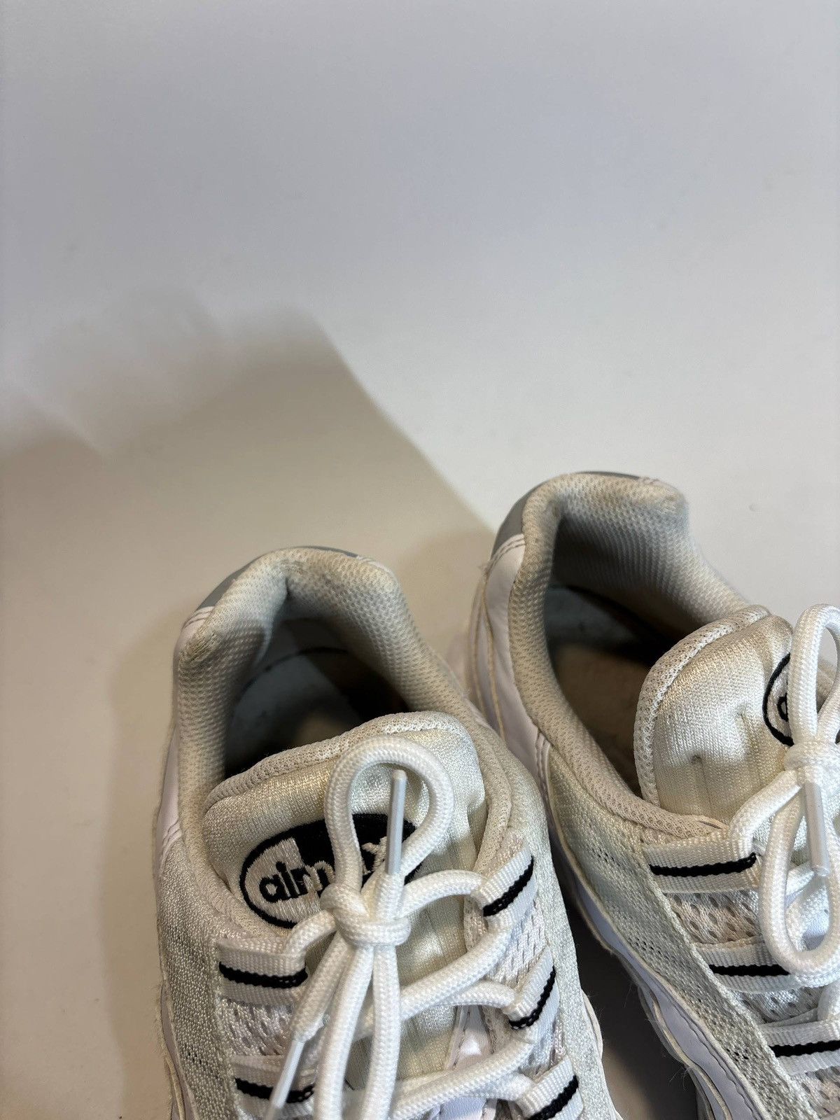 Nike Nike Air Max 95 shoes Size:42.5 (US 9) Size US 9 / EU 42 - 13 Thumbnail