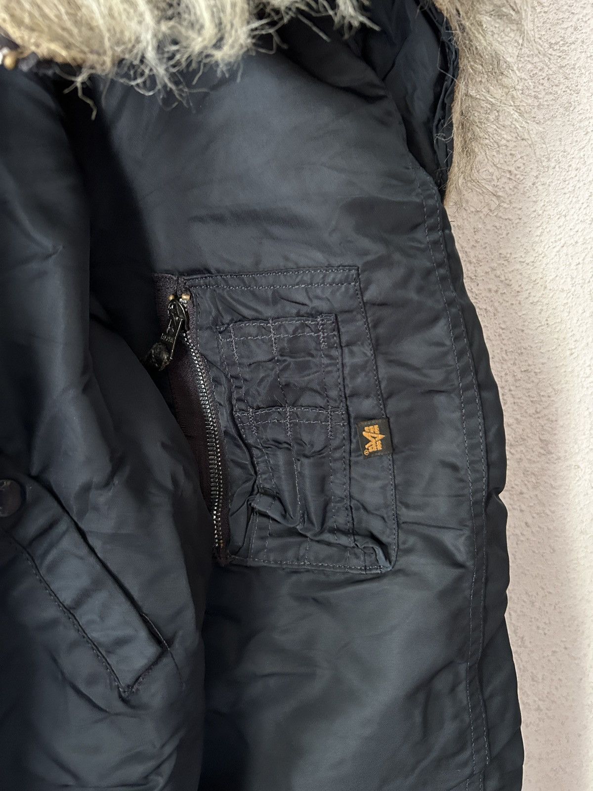 Alpha Industries Alpha Industries N2B Faux Fur Bomber Jacket Size US M / EU 48-50 / 2 - 4 Thumbnail