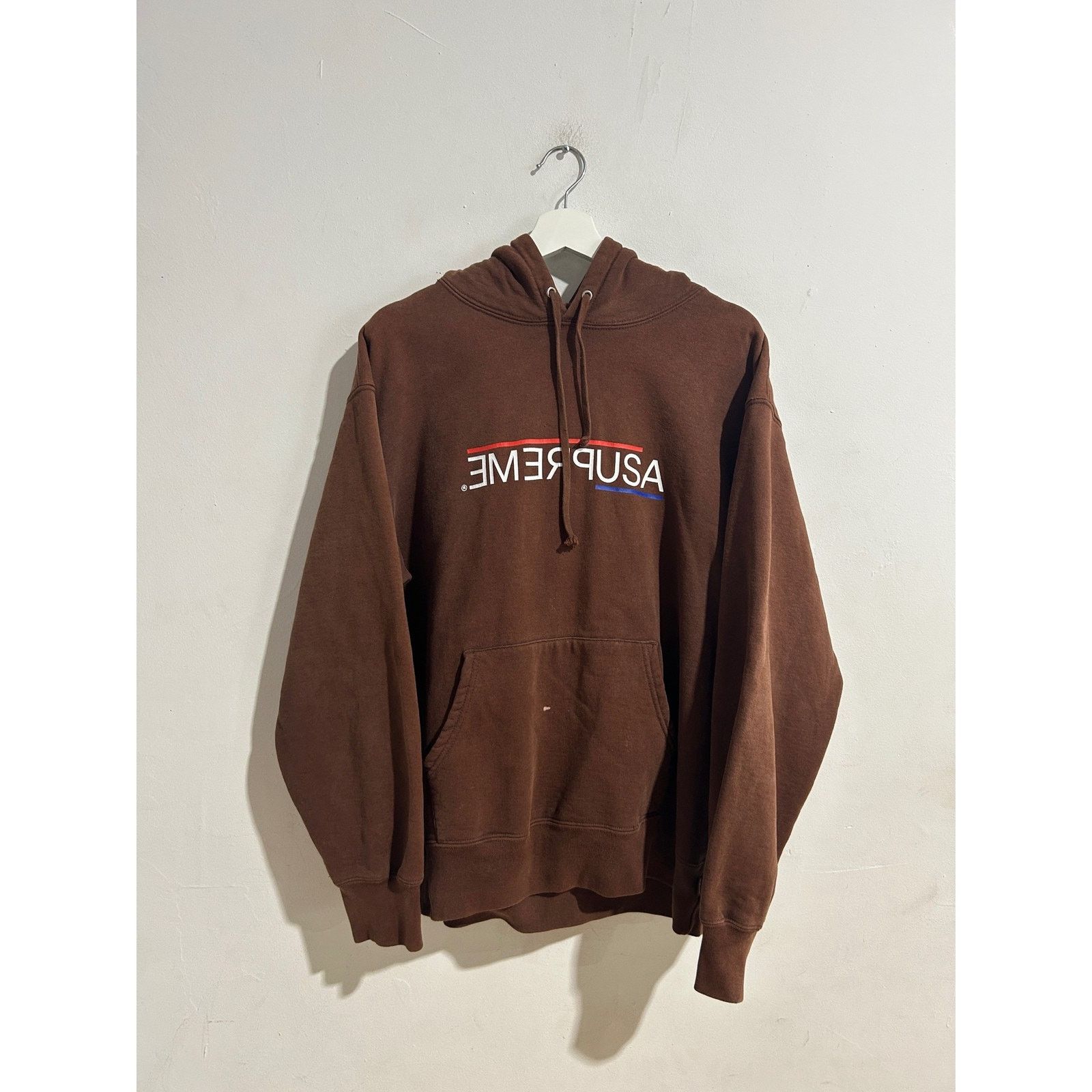 Supreme SUPREME USA DARK BROWN HOODIE SIZE MEDIUM PREOWNED Size US M / EU 48-50 / 2 - 1 Thumbnail