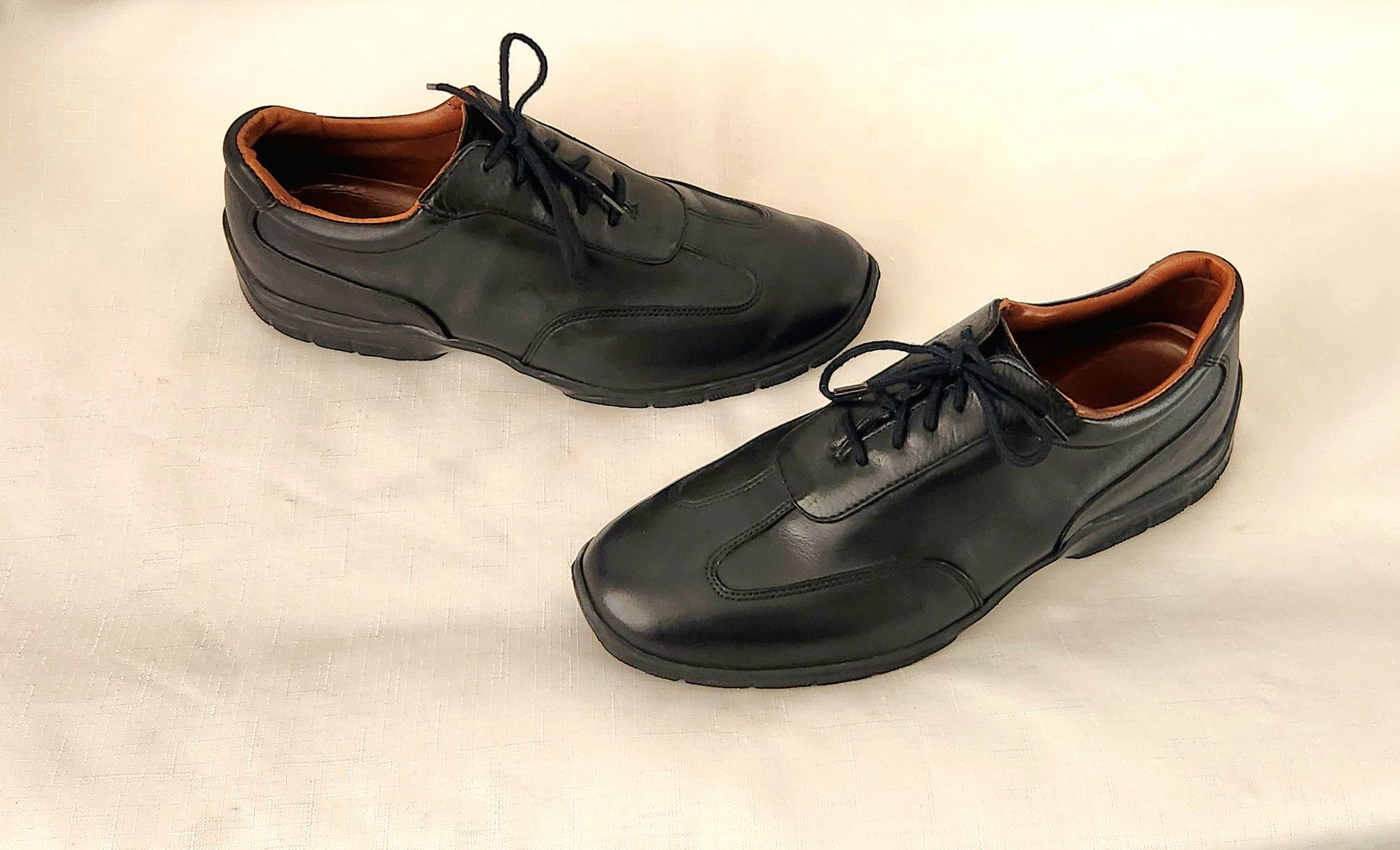 Allen Edmonds Allen Edmonds Day Tripper Men's Size 11.5 D 6988 shoes Size US 11.5 / EU 44-45 - 2 Thumbnail