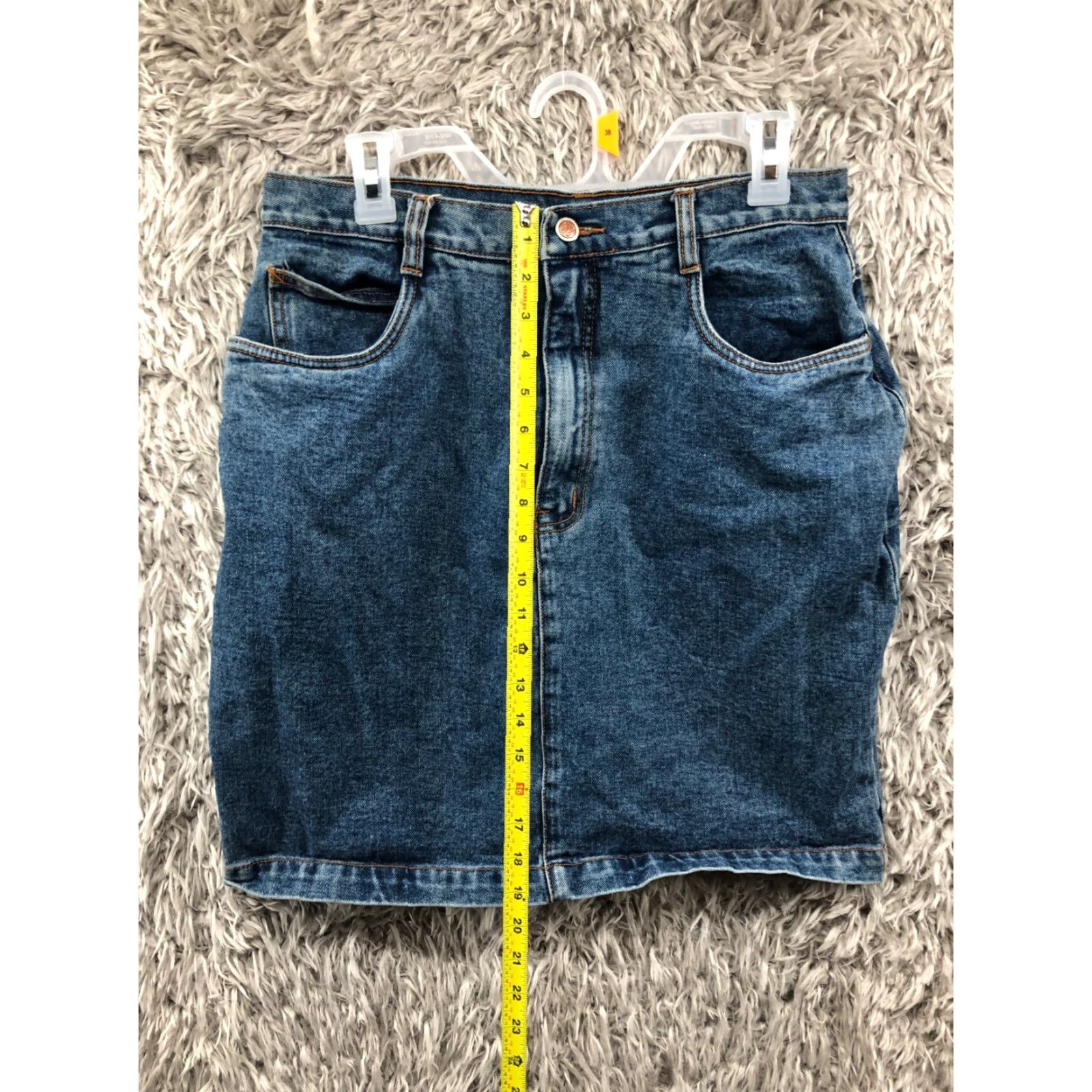 Bill Blass VINTAGE Bill Blass Denim Skirt Knee Length Blue Cotton 14 Women A-Line Button Zip Casual Modern Classic Skirt Womens Size 36" / US 14 / IT 50 - 3 Thumbnail
