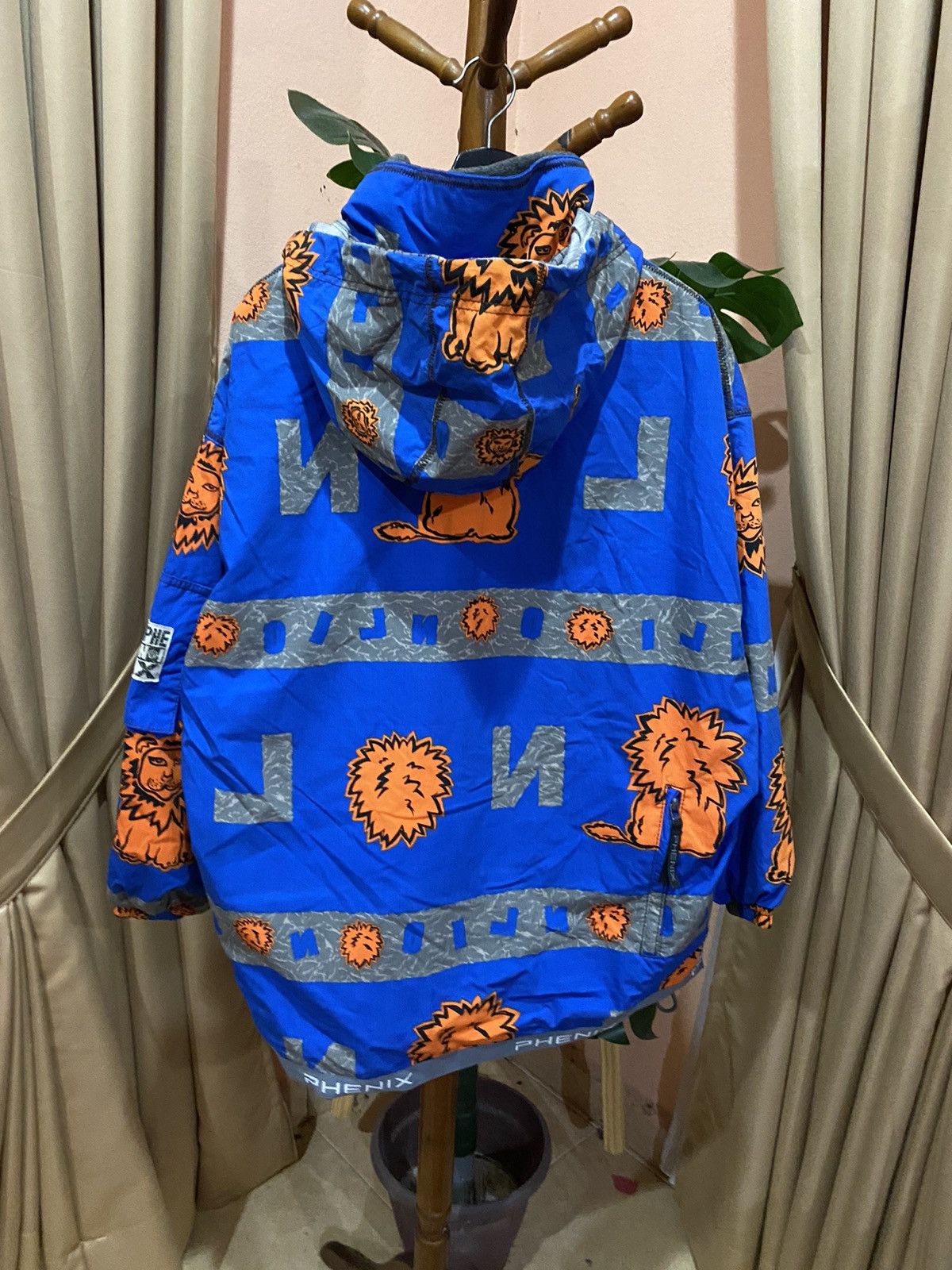 Phenix Phenix Lion Print Ski Jacket Bold and Functional Winterwear Size US L / EU 52-54 / 3 - 12 Thumbnail