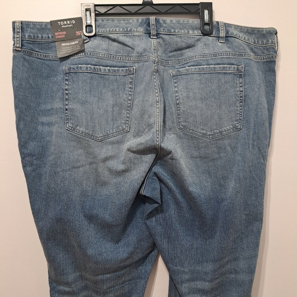 Other Torrid Boyfriend Straight Vintage Stretch Distressed Mid Rise Jean Size 26 Tall Size 24" / US 00 / IT 34 - 14 Thumbnail