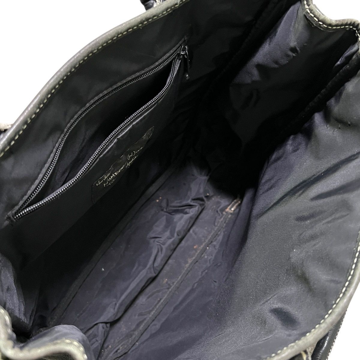 Number (N)ine NUMBER (N)INE 2000's Archive Leather Expandable Tote Bag Size ONE SIZE - 7 Thumbnail