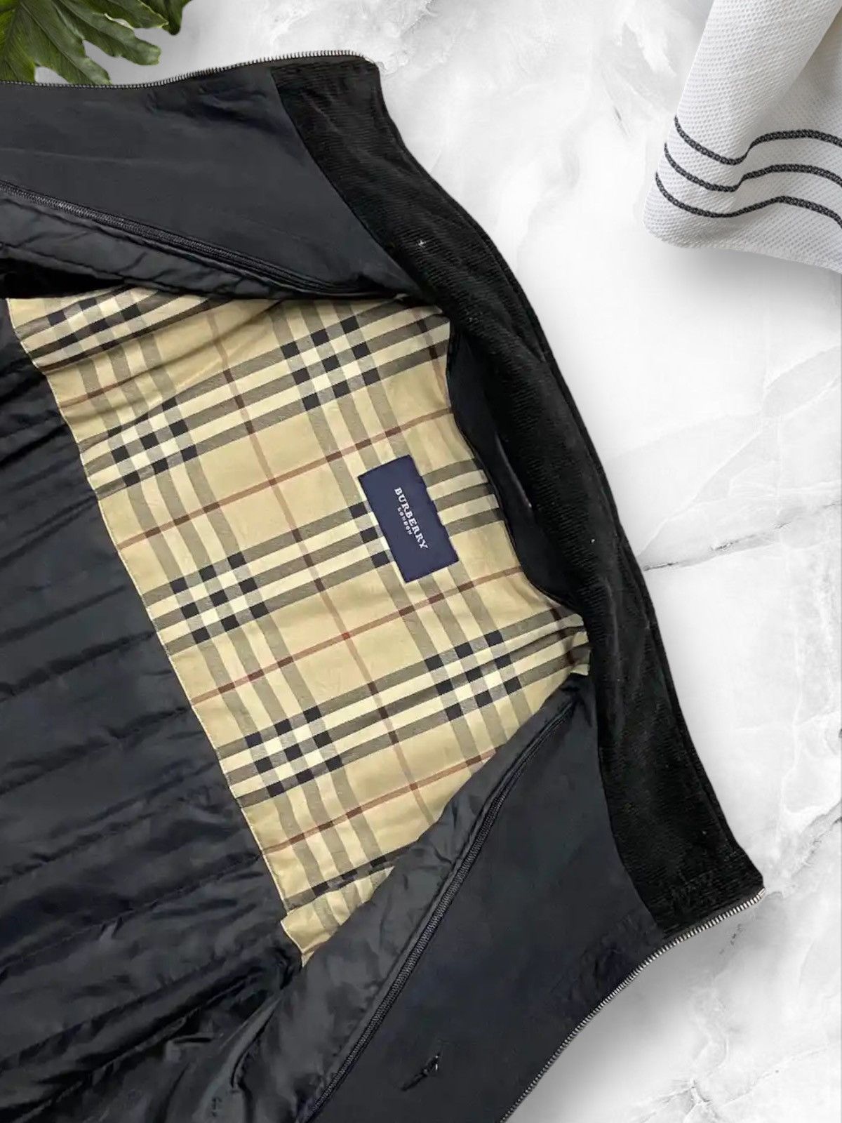 Burberry × Vintage Vintage Burberry Nova Check Velvet Bomber Jacket Size US L / EU 52-54 / 3 - 7 Thumbnail