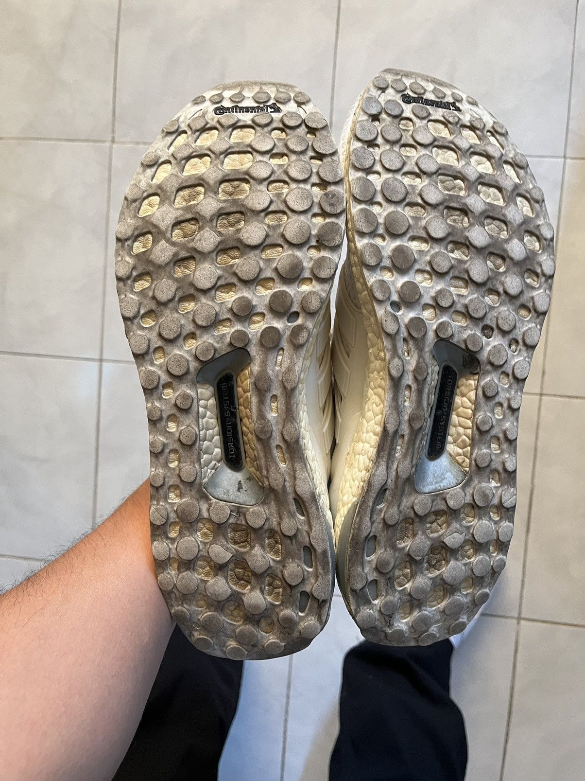 Adidas Ultra Boost Triple All White Size US 10.5 / EU 43-44 - 7 Thumbnail